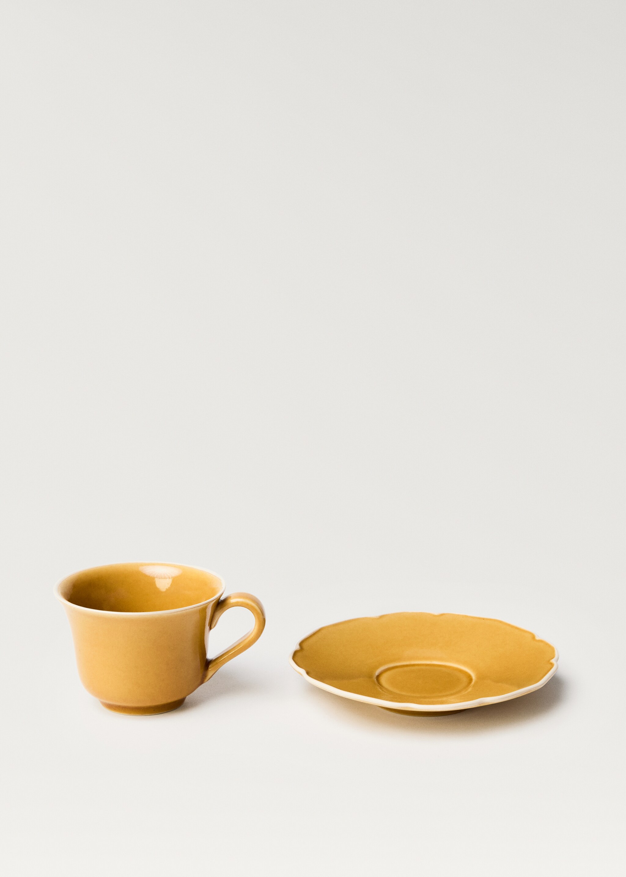 Stoneware tea cup with waves - Details of the article 3