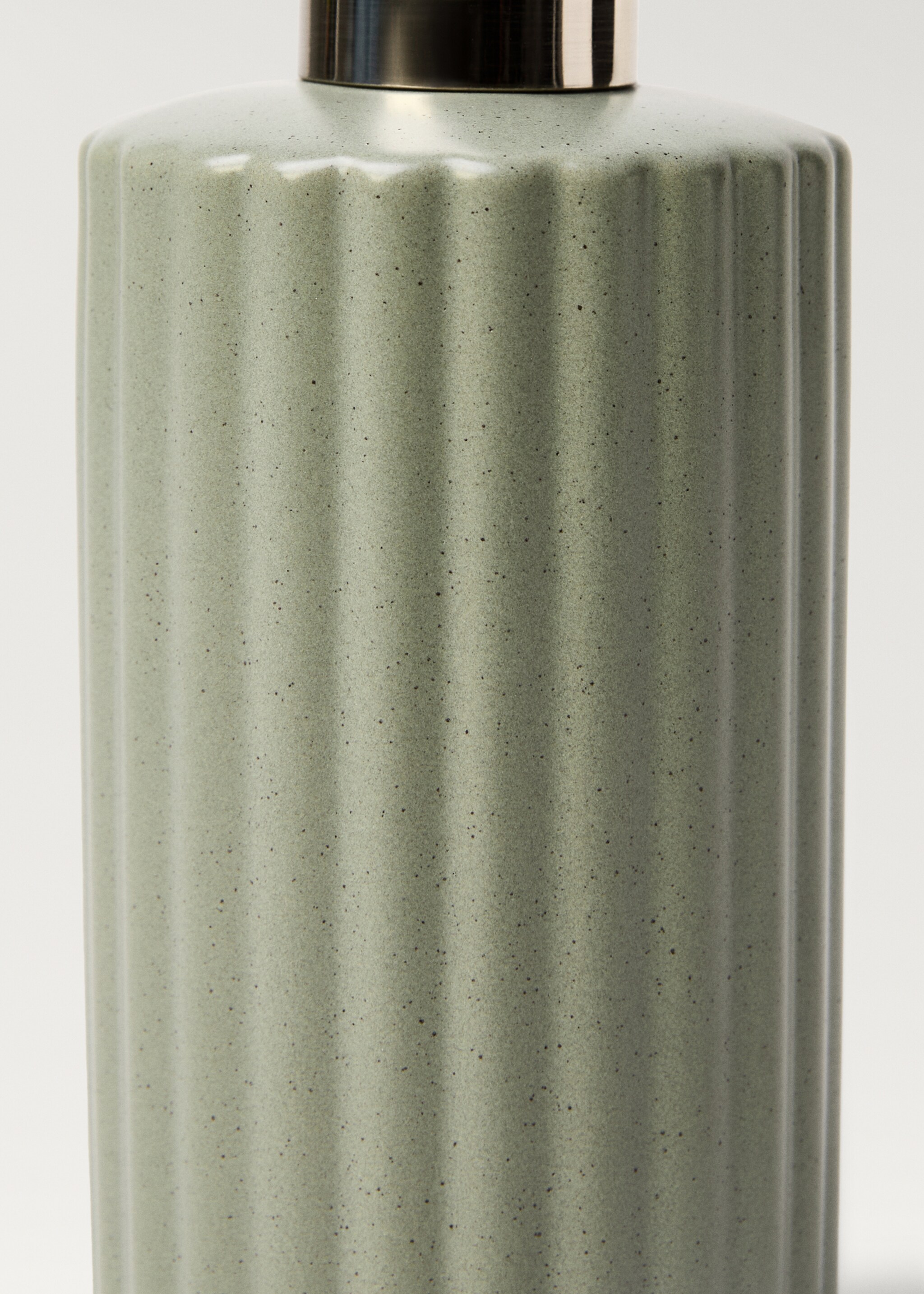 Striped stoneware soap dispenser - Details of the article 2