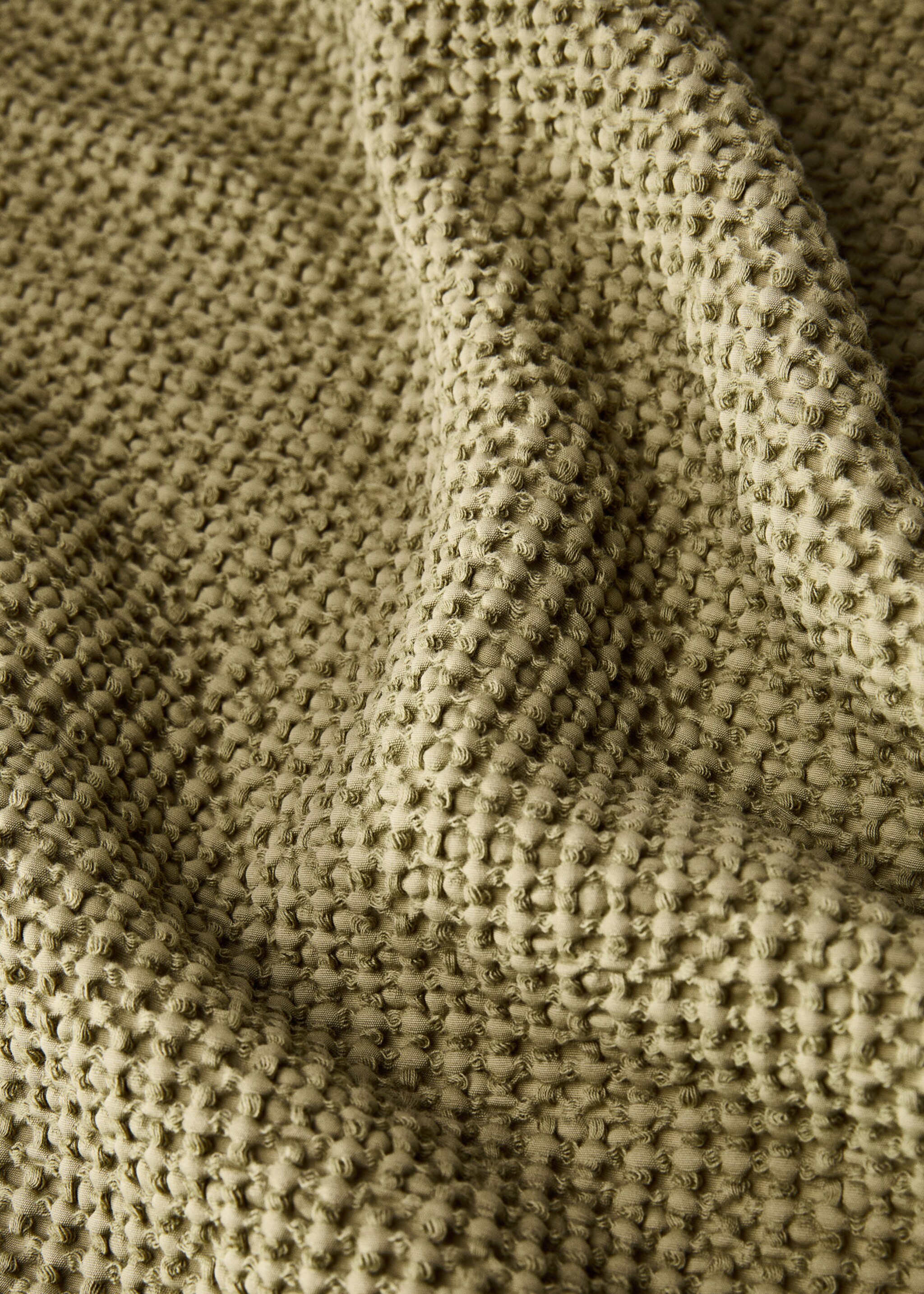 Garment-dyed waffle cotton bedspread for 130/150 cm bed - Details of the article 1