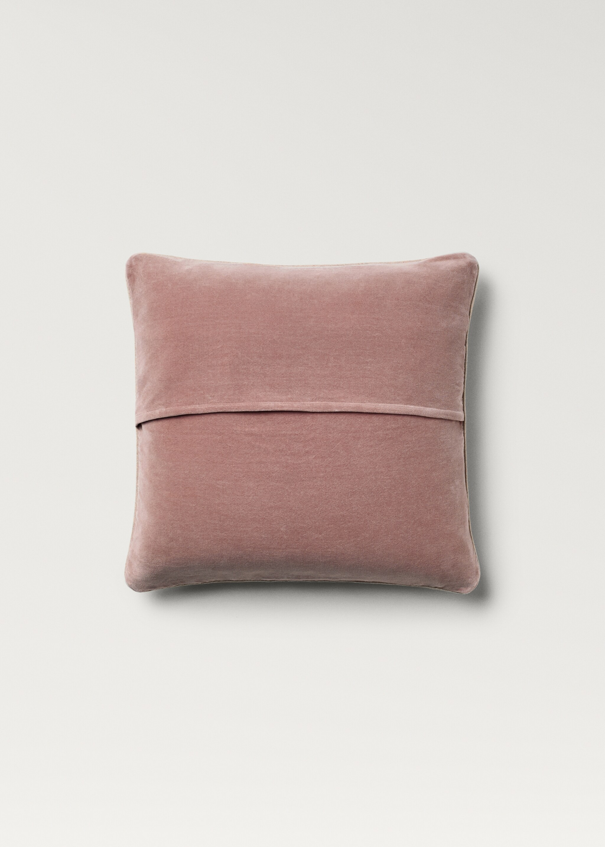 Velvet cushion cover with seam detail 50x50 cm - Details of the article 1