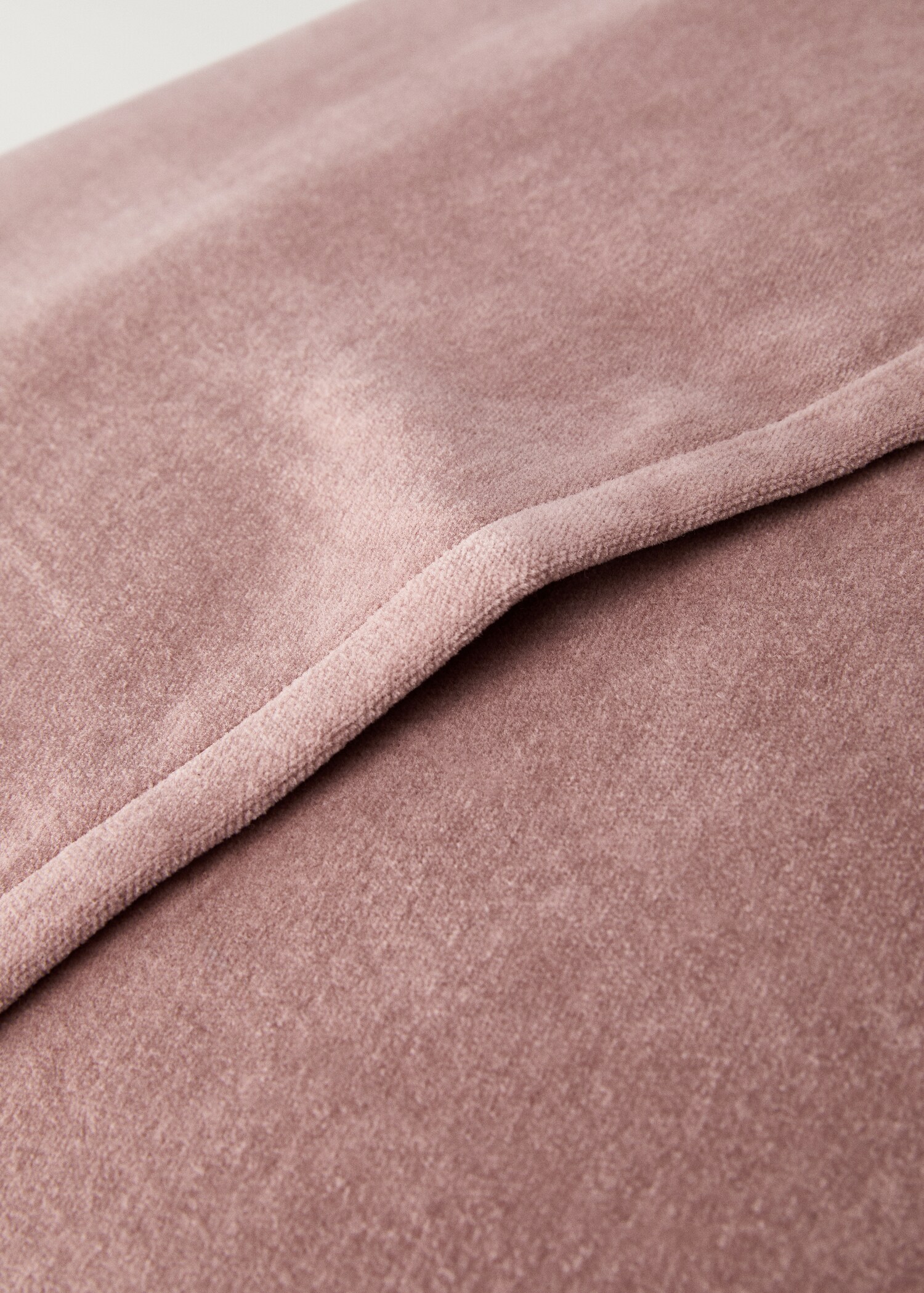 Housse de coussin en velours avec détail passepoilé 50x50 cm - Détail de l'article 3
