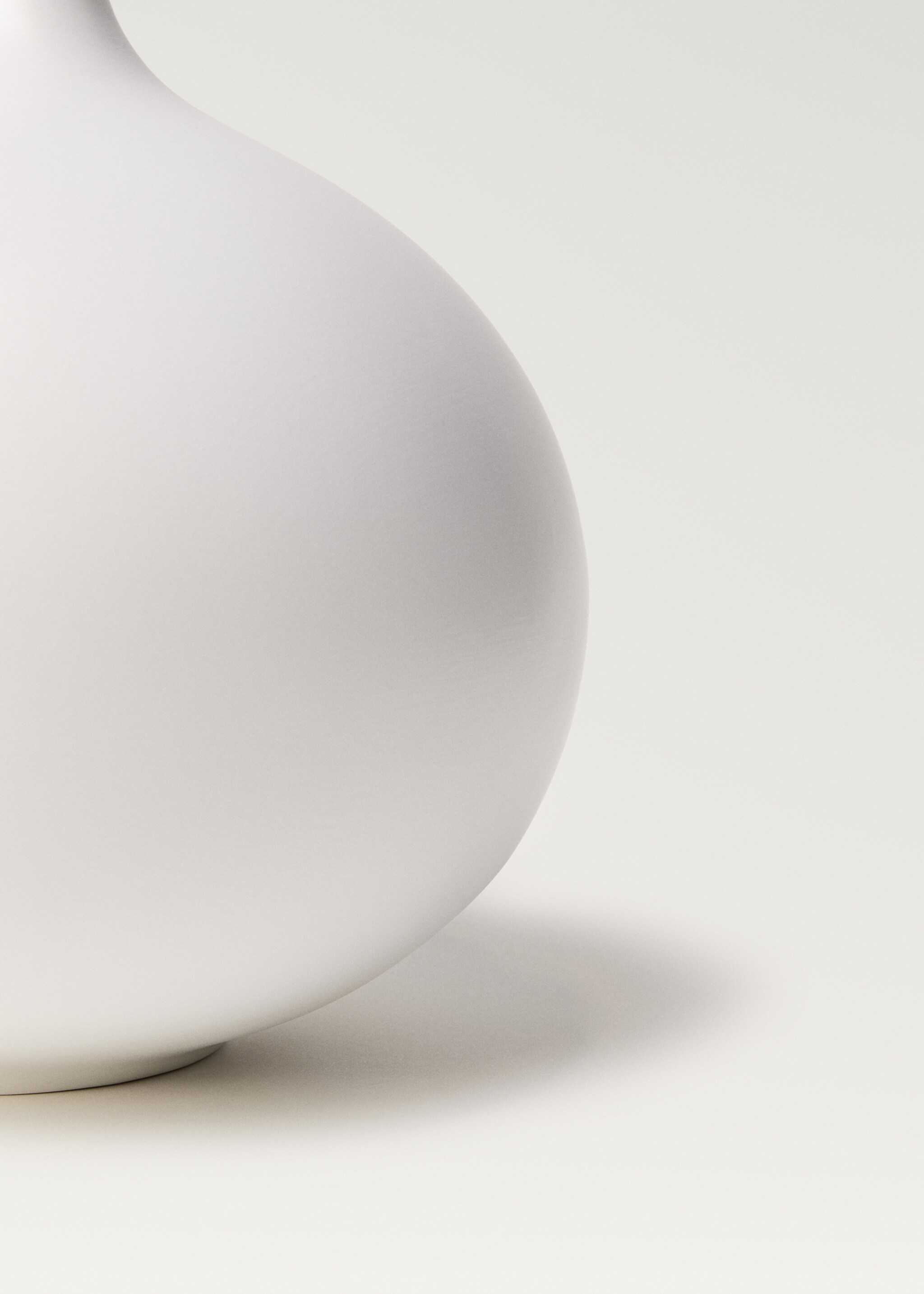 Round earthenware vase - Details of the article 3