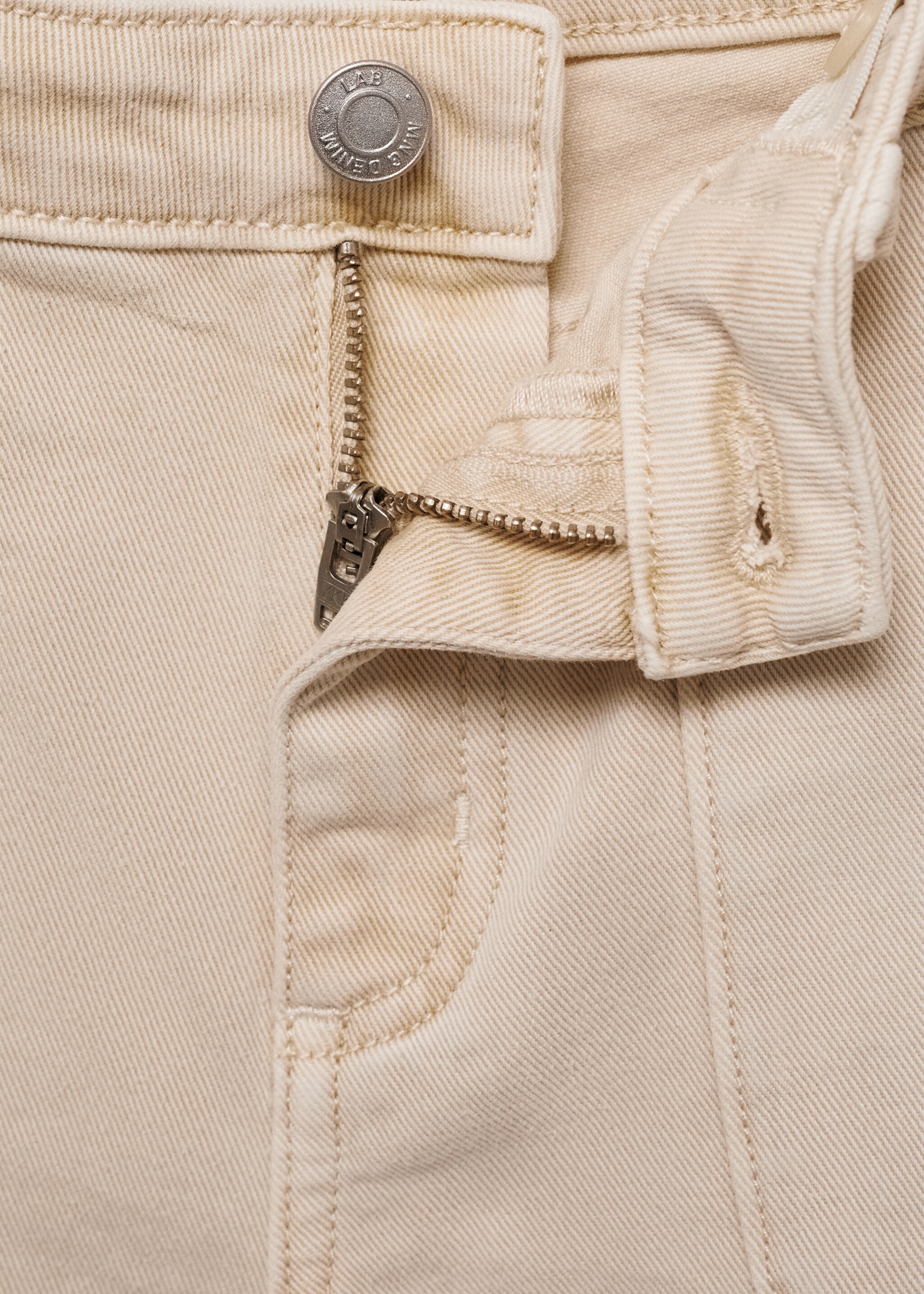 Jeans mit Utility-Tasche - Detail des Artikels 8
