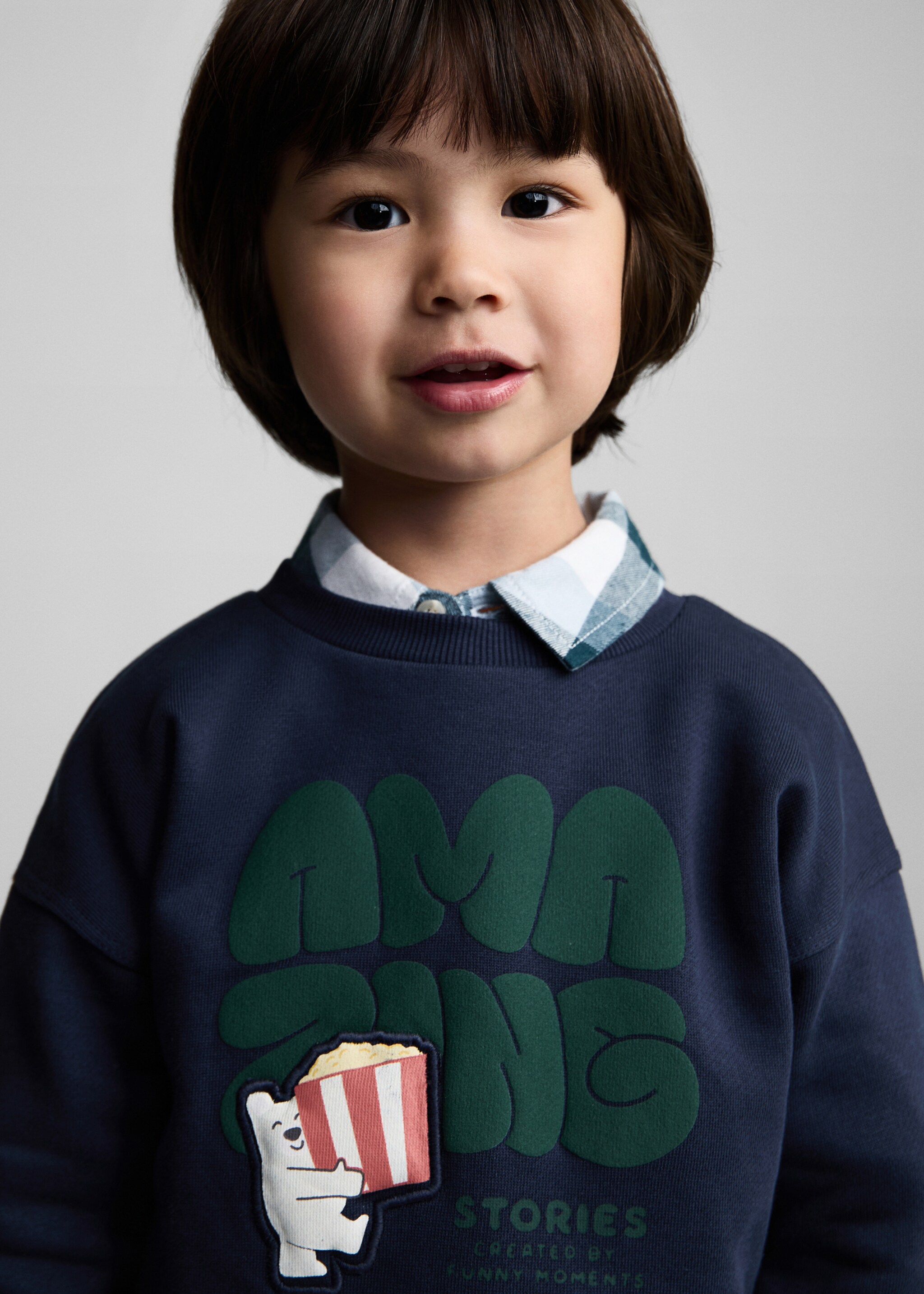 Sudadera estampado relieve - Plano medio