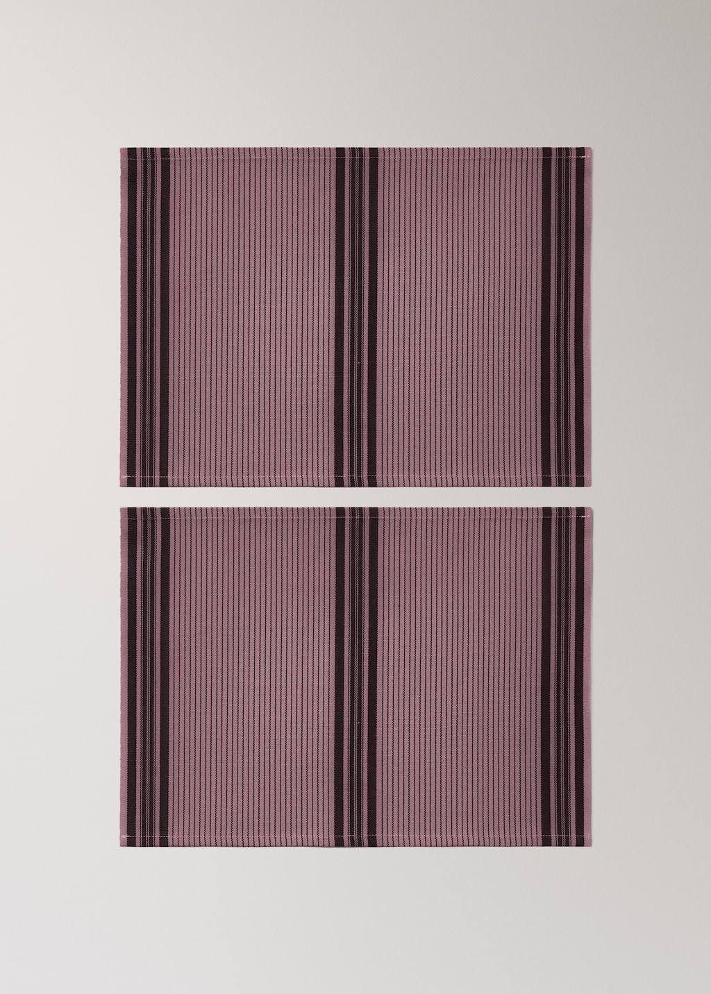 Cotton yarn-dyed striped placemat