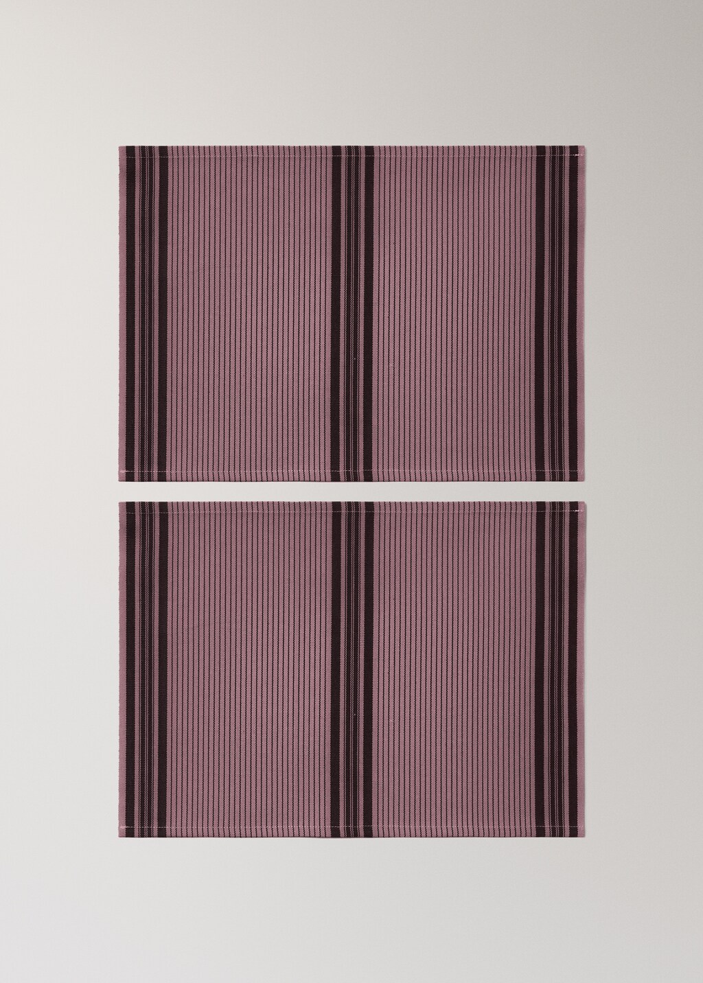 Cotton yarn-dyed striped placemat