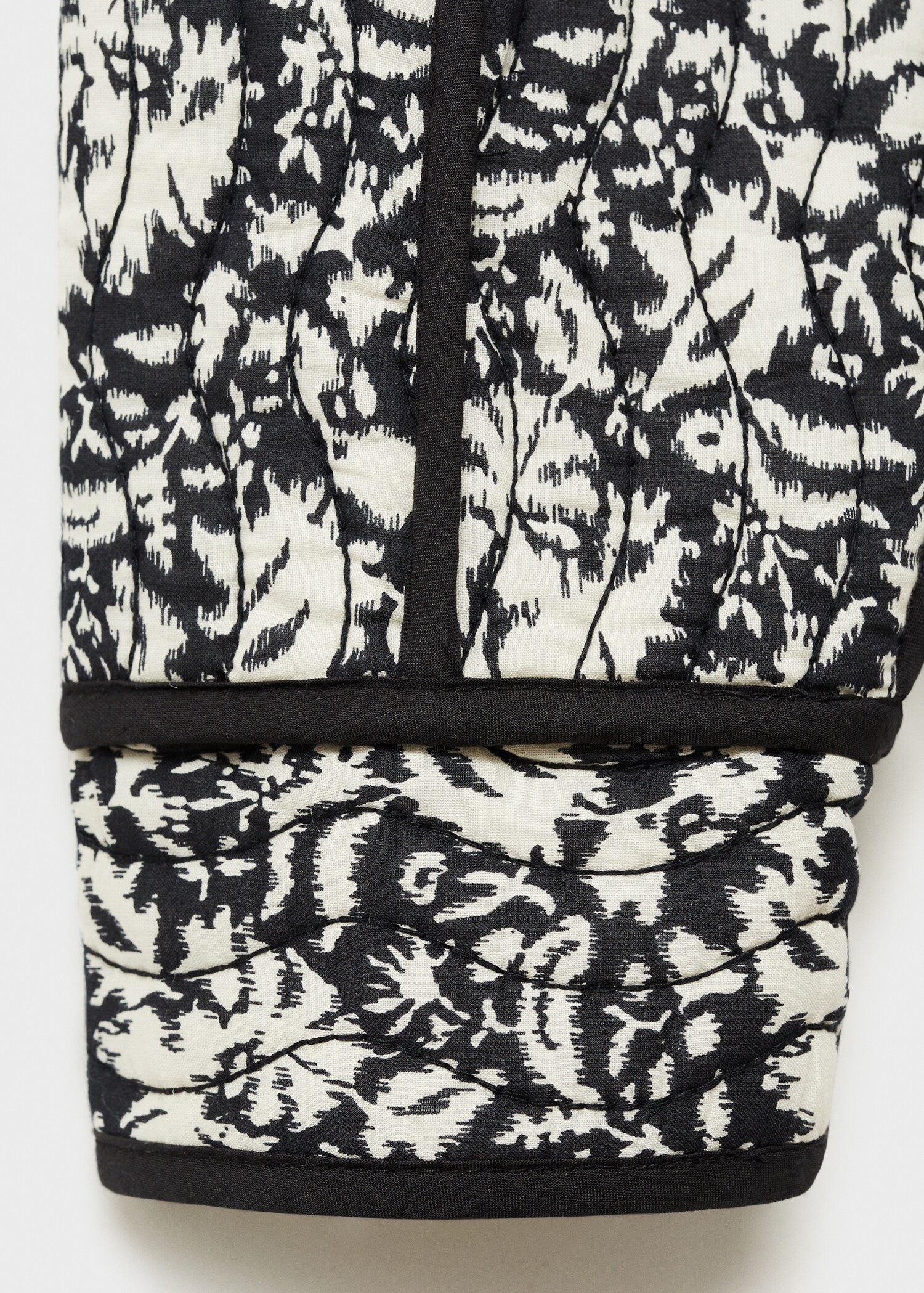 Gemusterte Steppjacke - Detail des Artikels 0