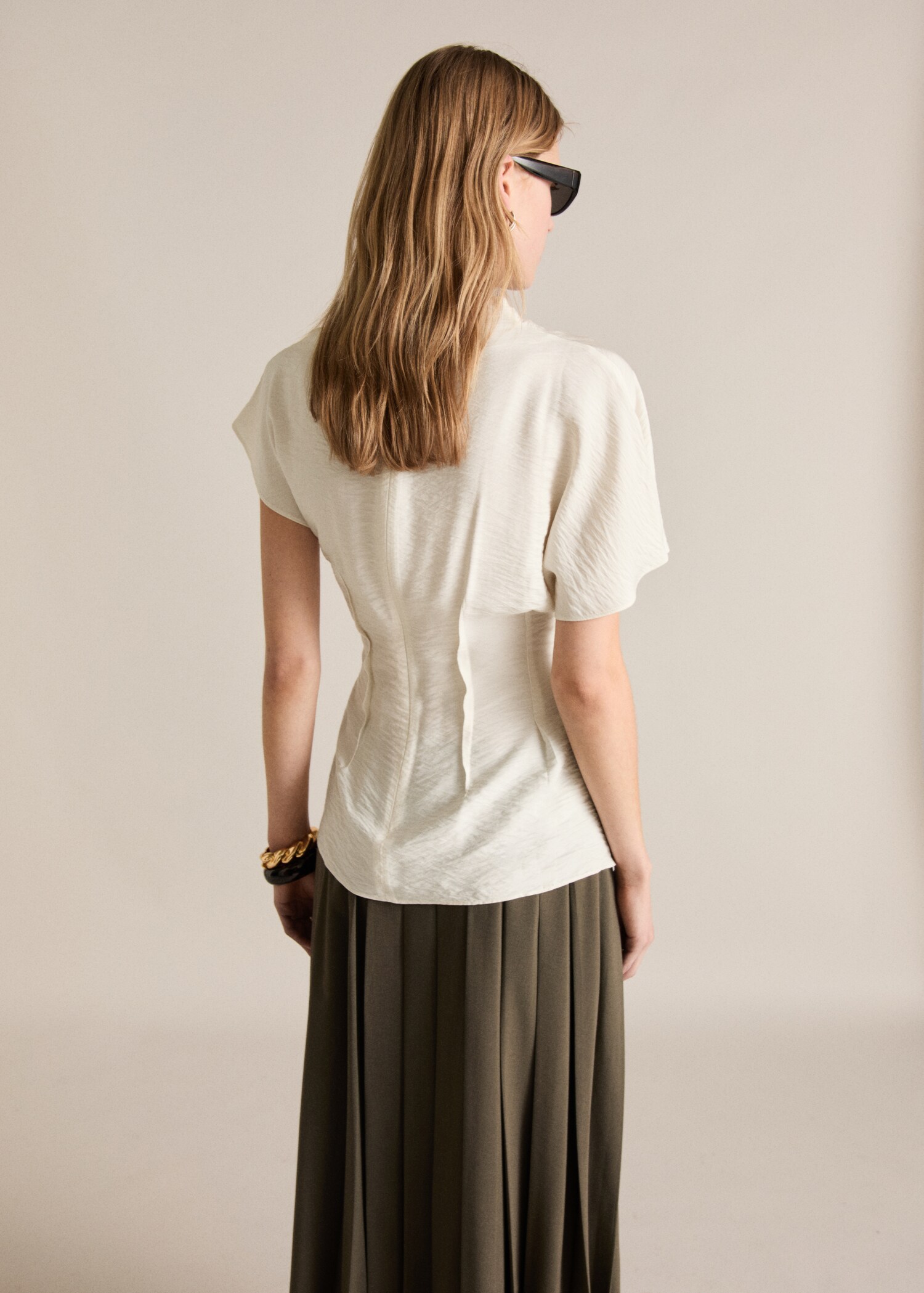Blusa drapeada textura - Reverso del artículo