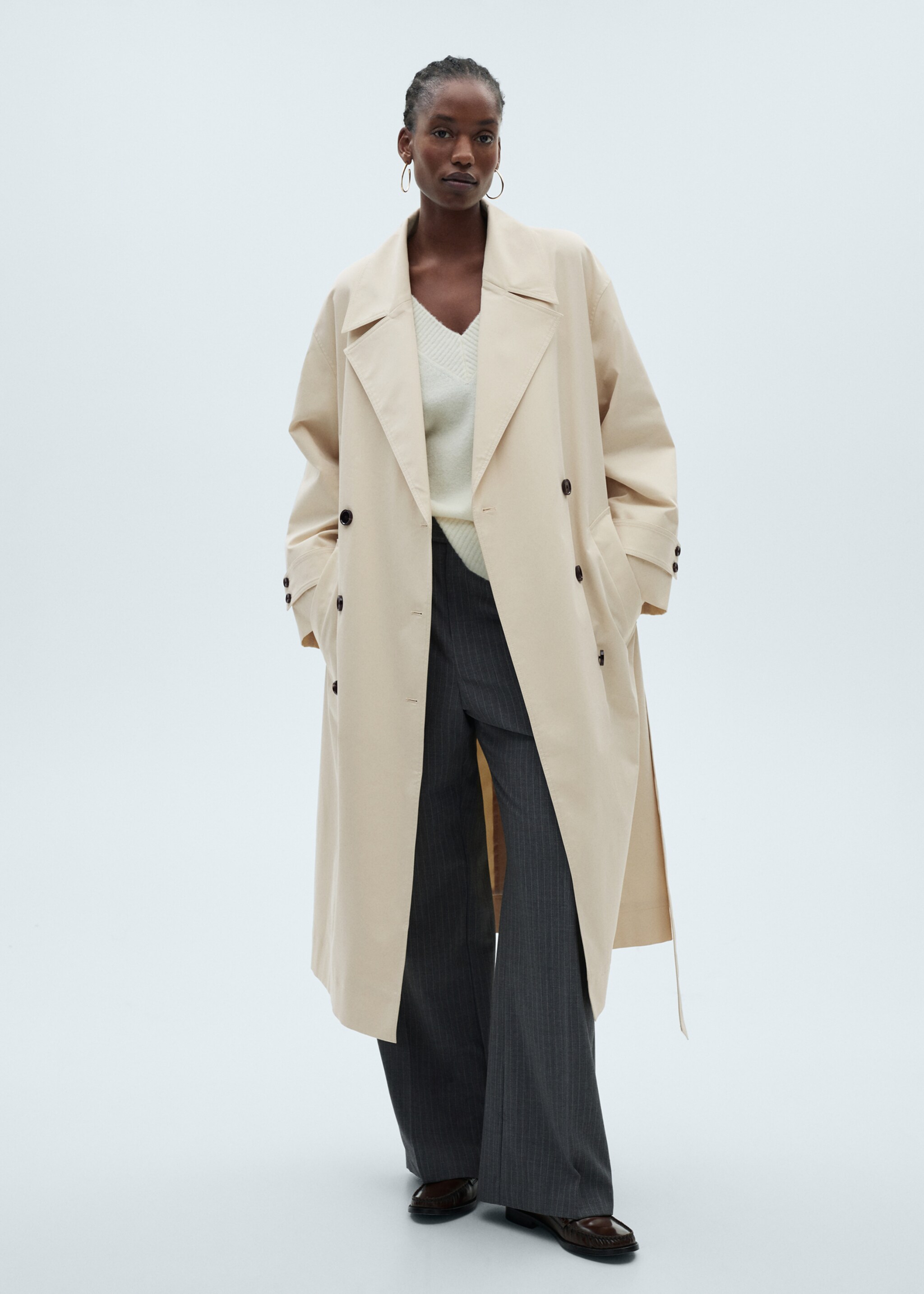 Long oversized double-breasted trench coat - Details of the article 3