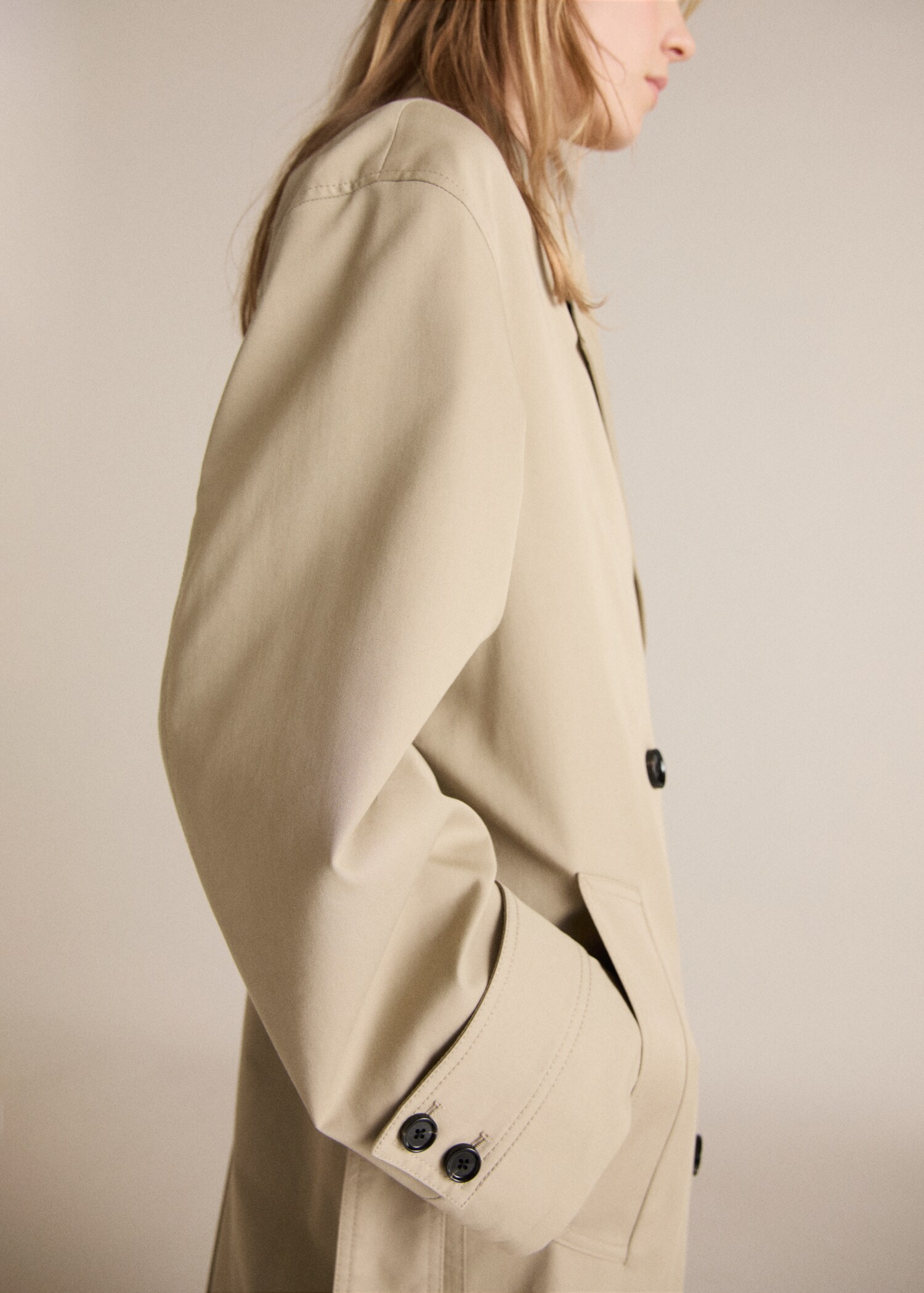 Trench largo oversize doble botonadura - Detalle del artículo 6