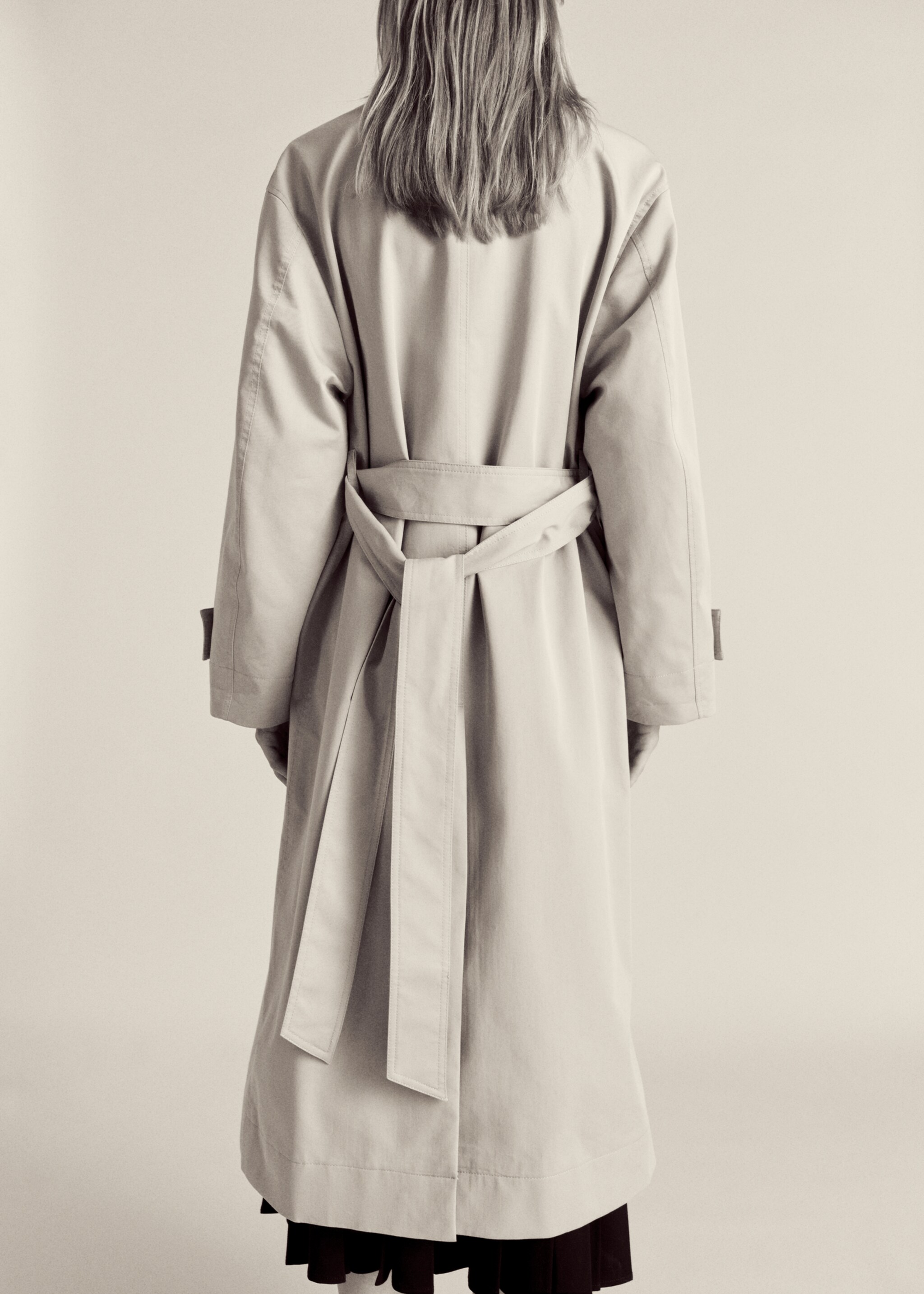 Trench long oversize double boutonnage - Verso de l’article