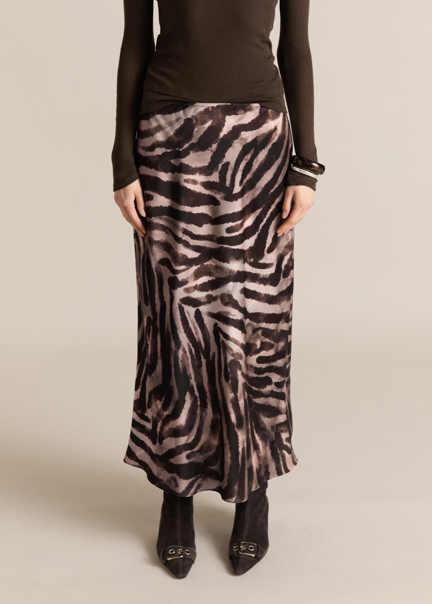 Long satin zebra skirt - Medium plane