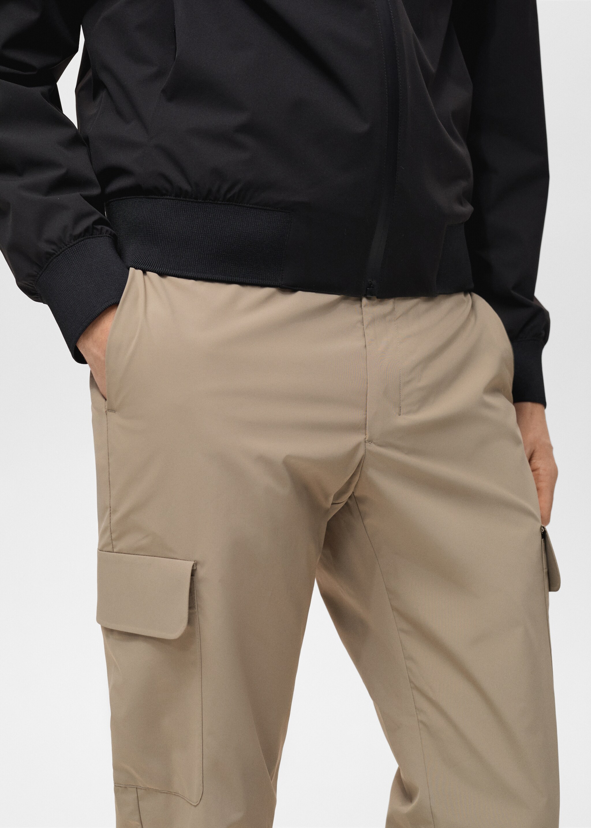 Pantalón cargo termorregulador comfort stretch - Detalle del artículo 1