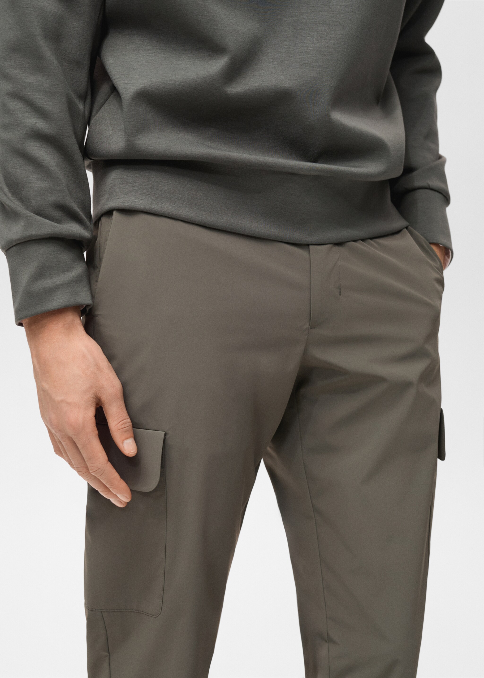 Pantalón cargo termorregulador comfort stretch - Detalle del artículo 1