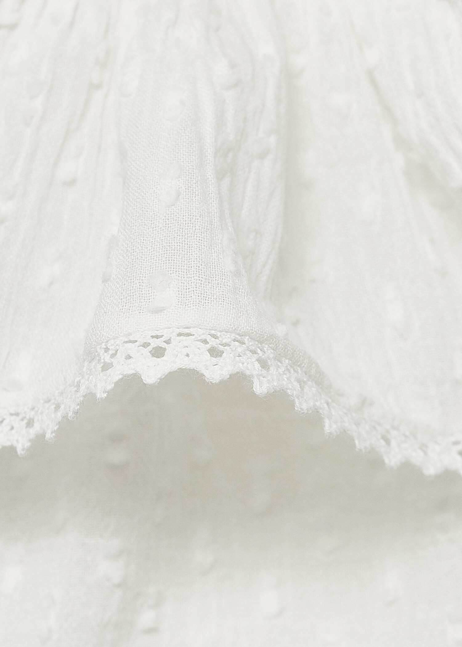 Ruffle neck blouse - Details of the article 0