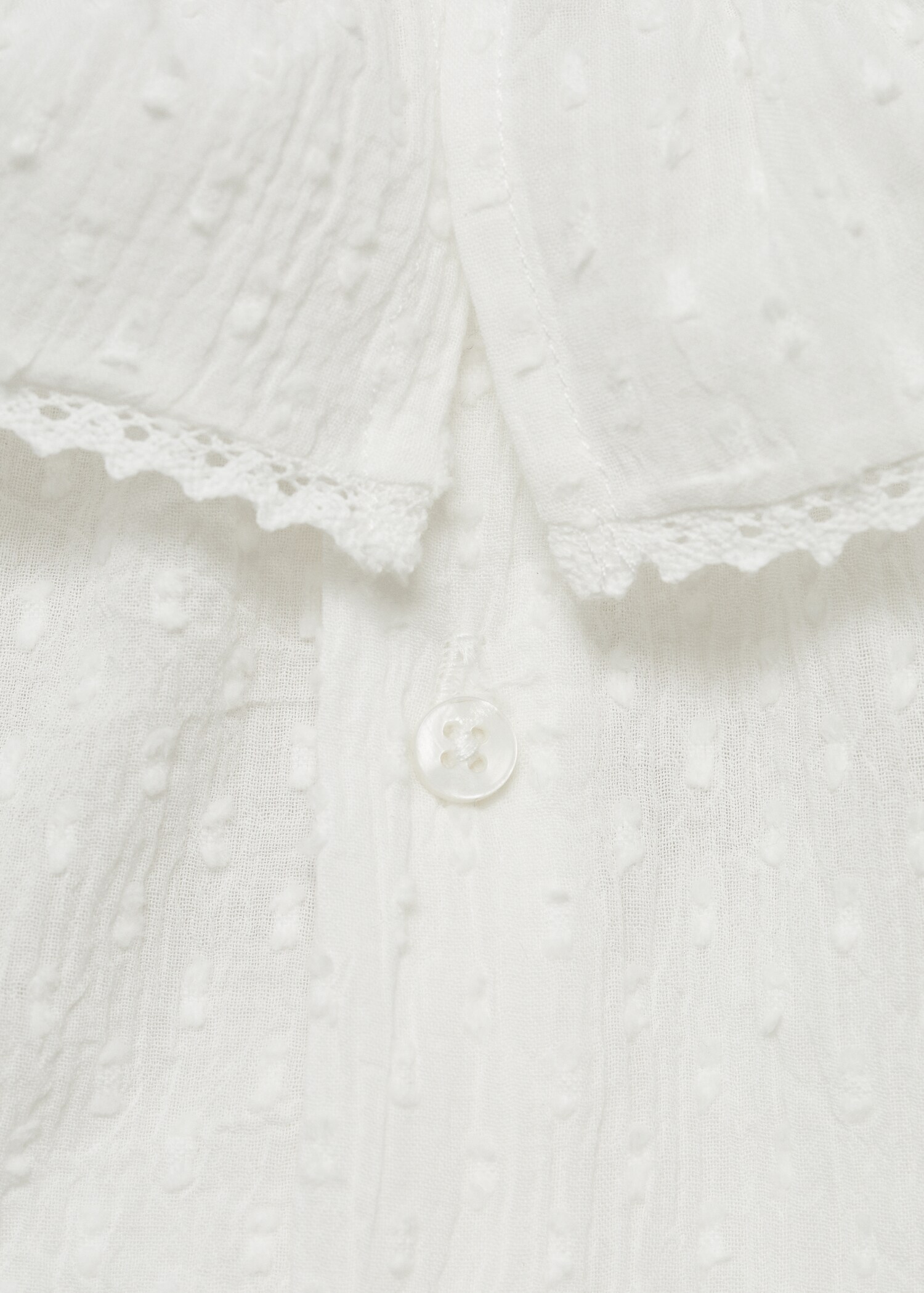 Ruffle neck blouse - Details of the article 8