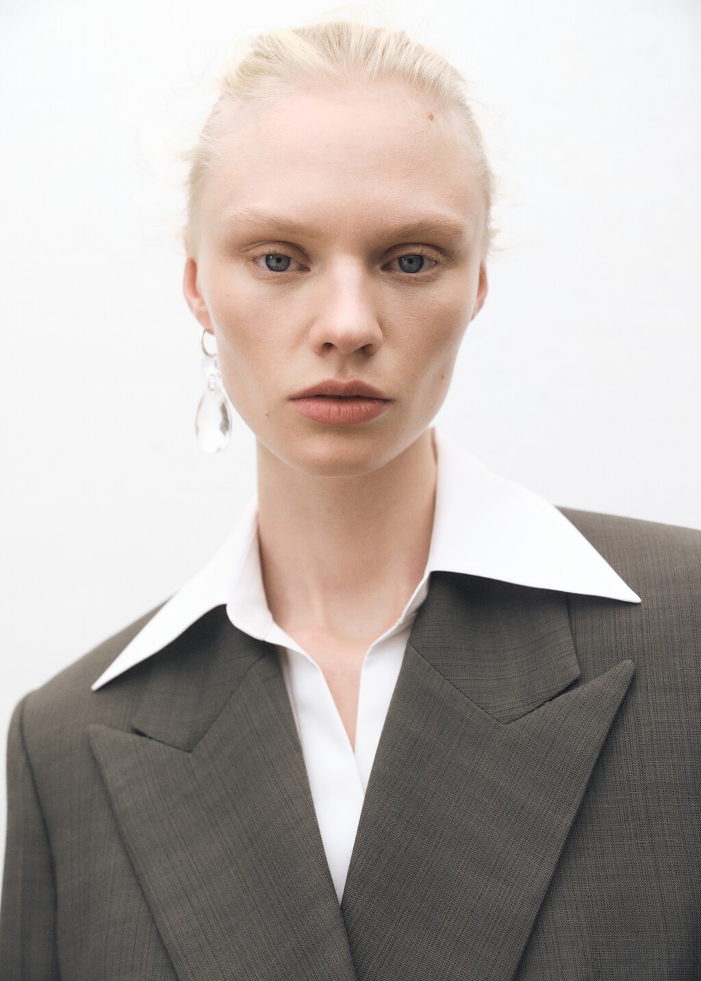 Oversized double-breasted suit jacket - Women | MANGO South Oversized double-breasted suit jacket - Women | MANGO South