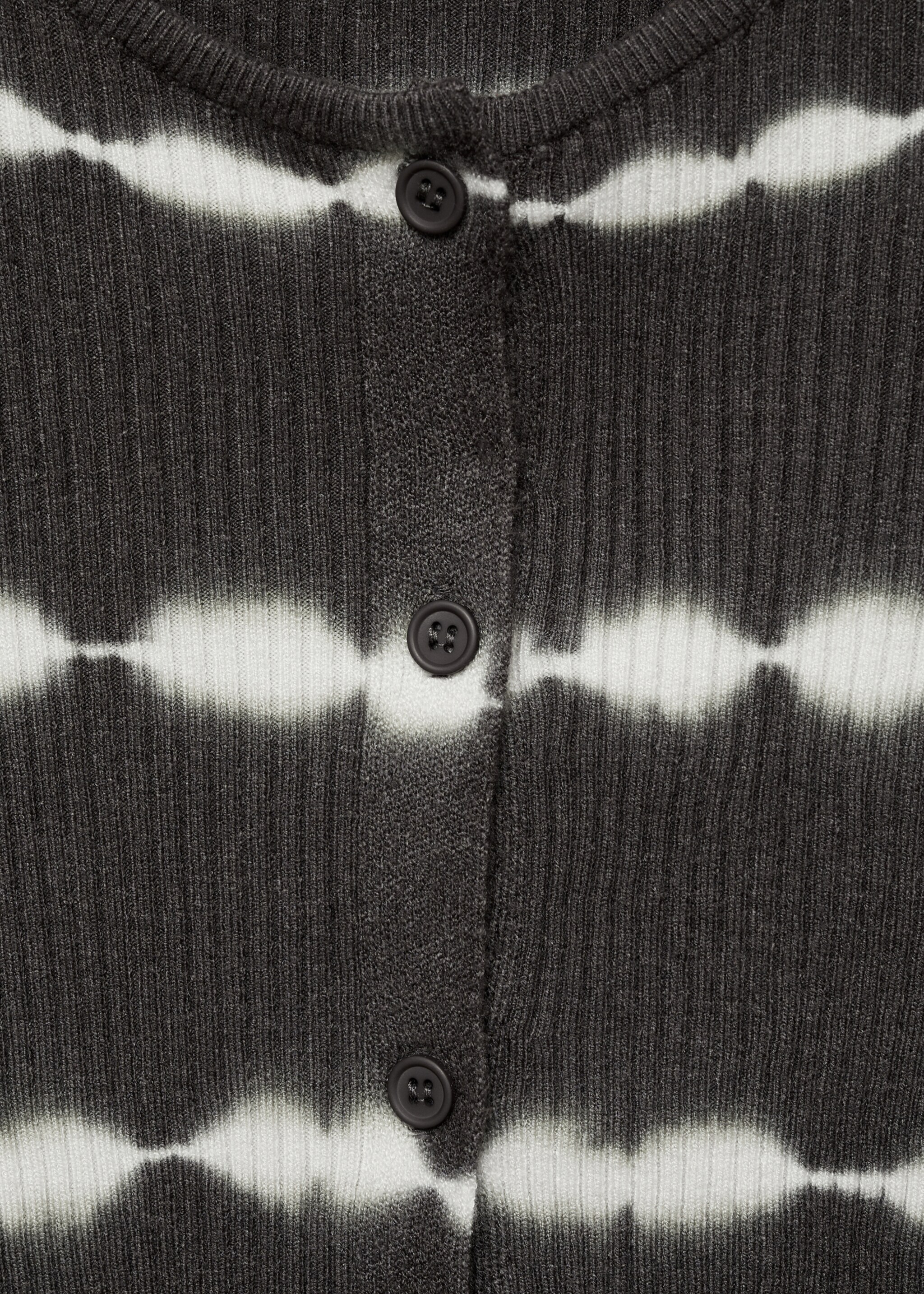 Fine-knit cardigan - Details of the article 8