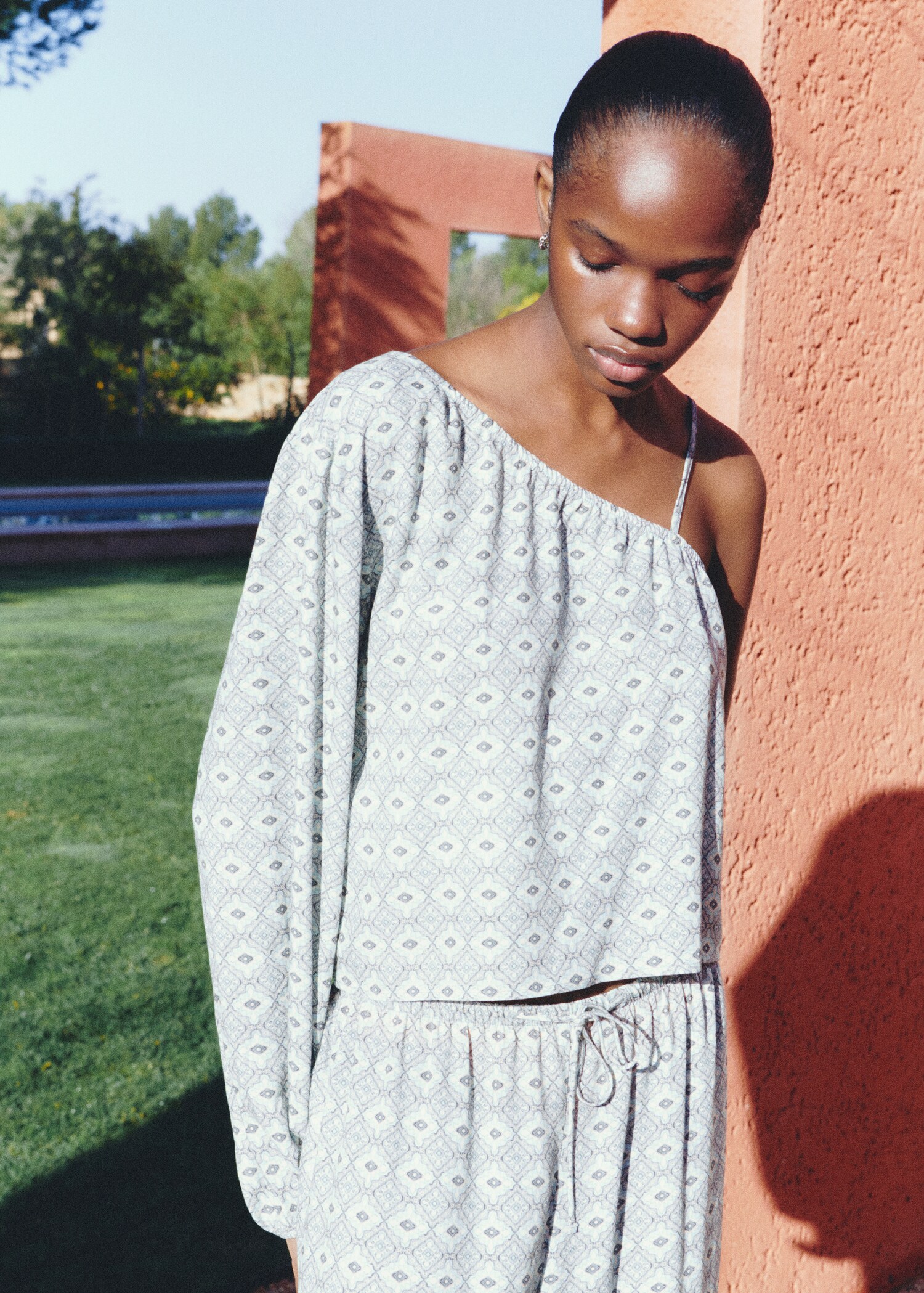 Brusa asimètrica estampada - Detall de l'article 5