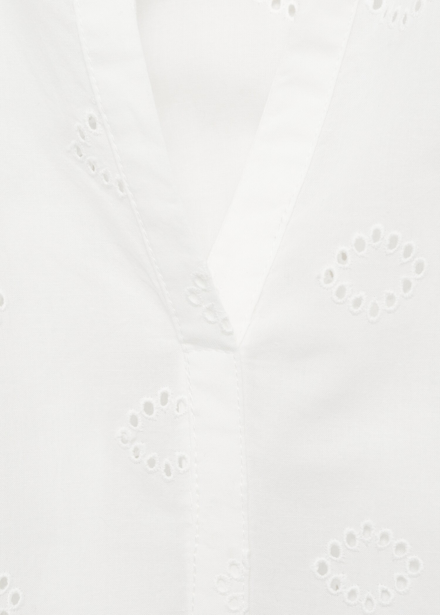 Blouse met Engelse broderie - Detail van het artikel 8