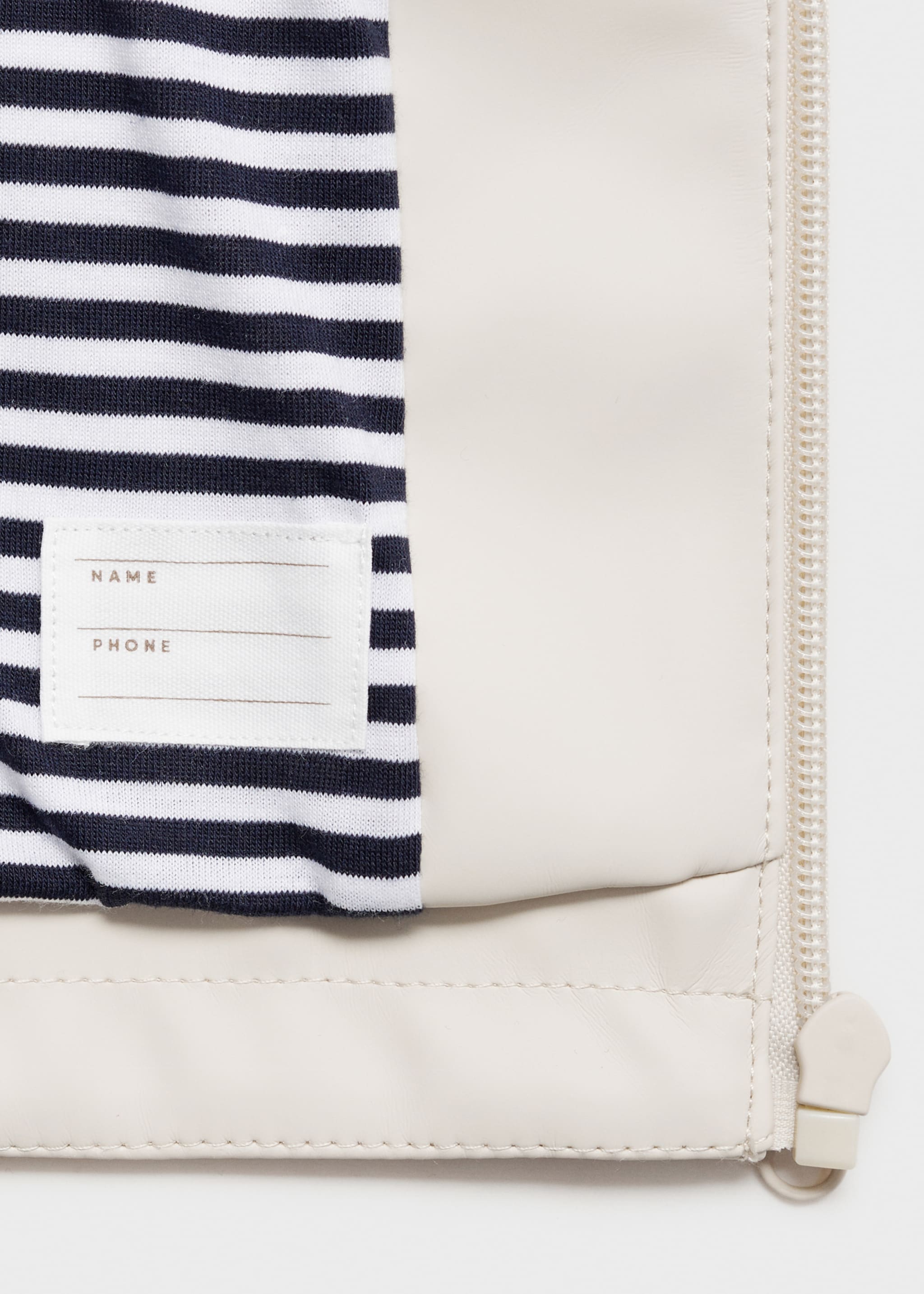 Water-repellent quilted jacket - Details of the article 8