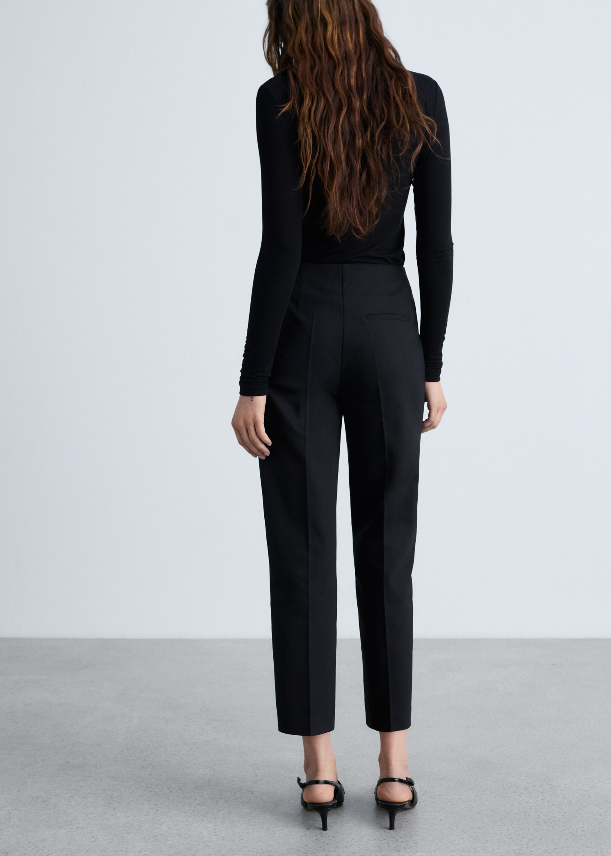 Straight trousers with jewel buttons - Reverse of the article