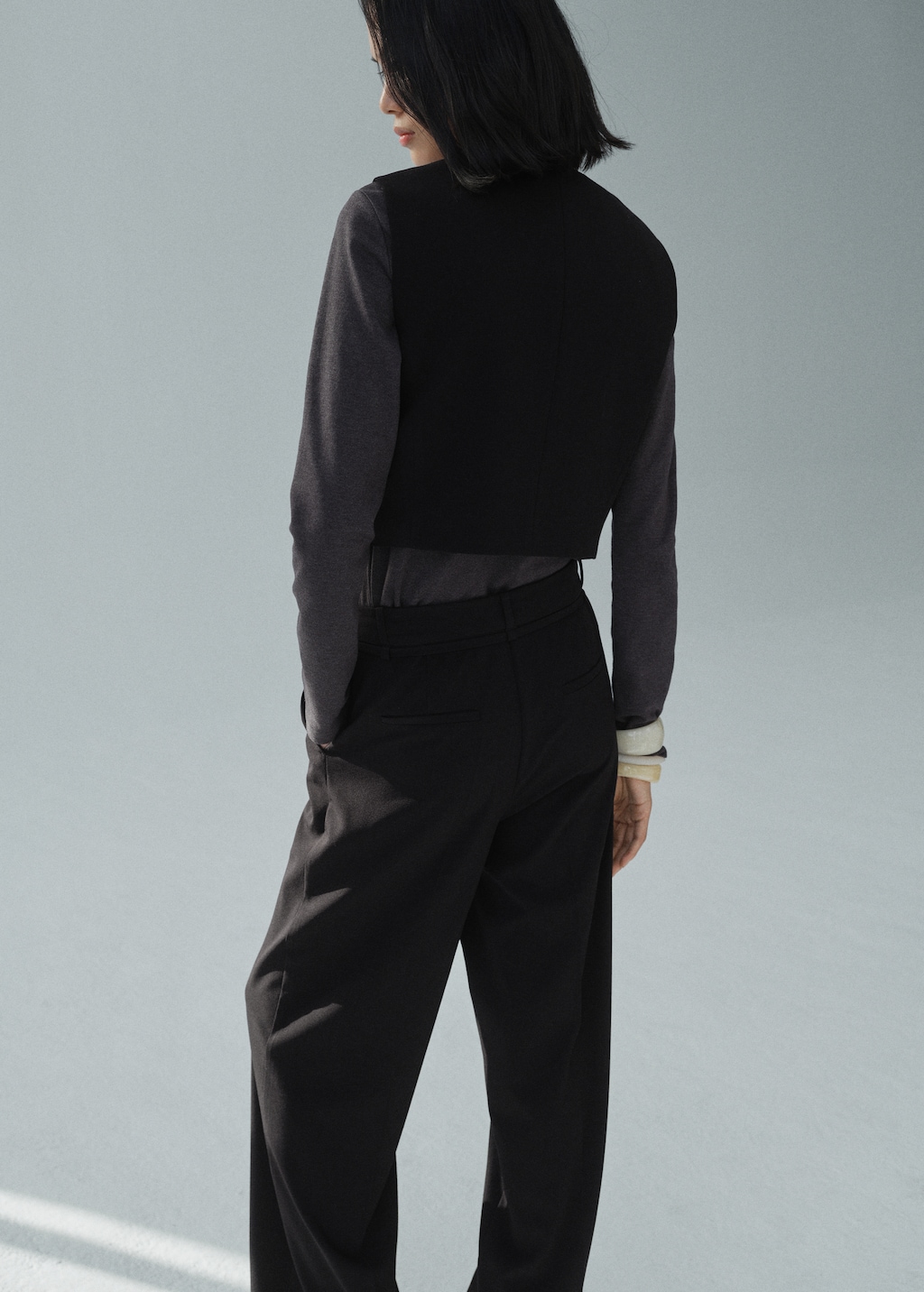 Suit vest with buttons - image 3