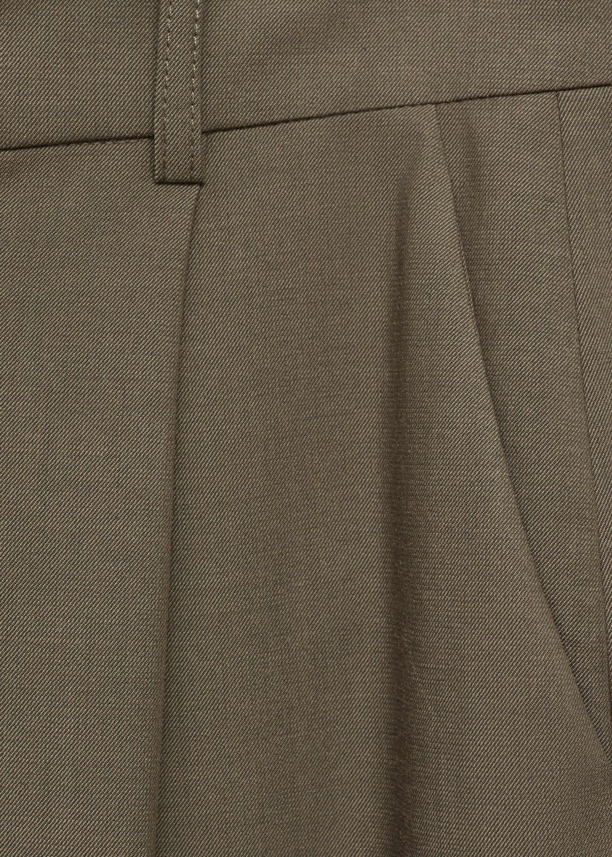 Straight mid-rise trousers - Details of the article 0