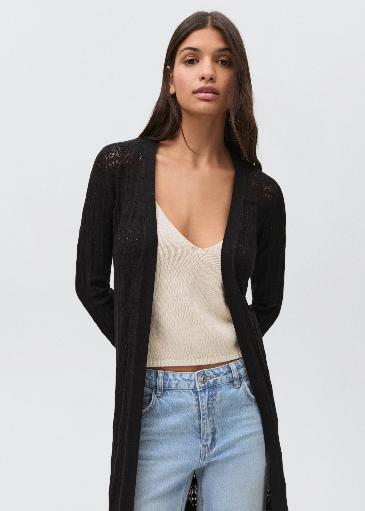 Long openwork knitted cardigan - Medium plane