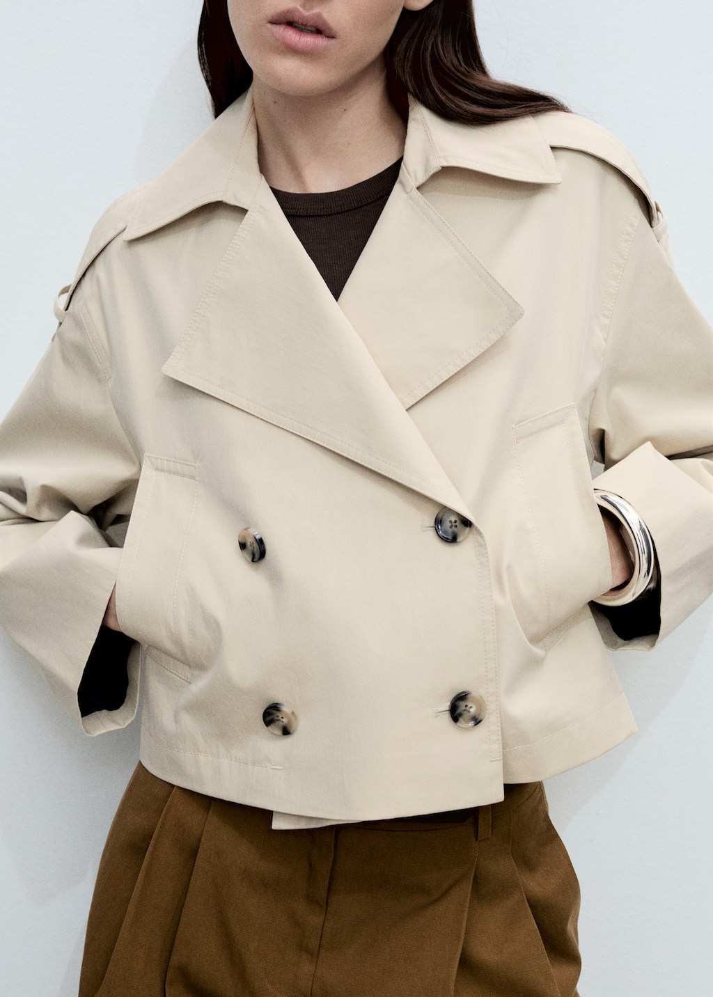 Mango Double-breasted cropped trench coat