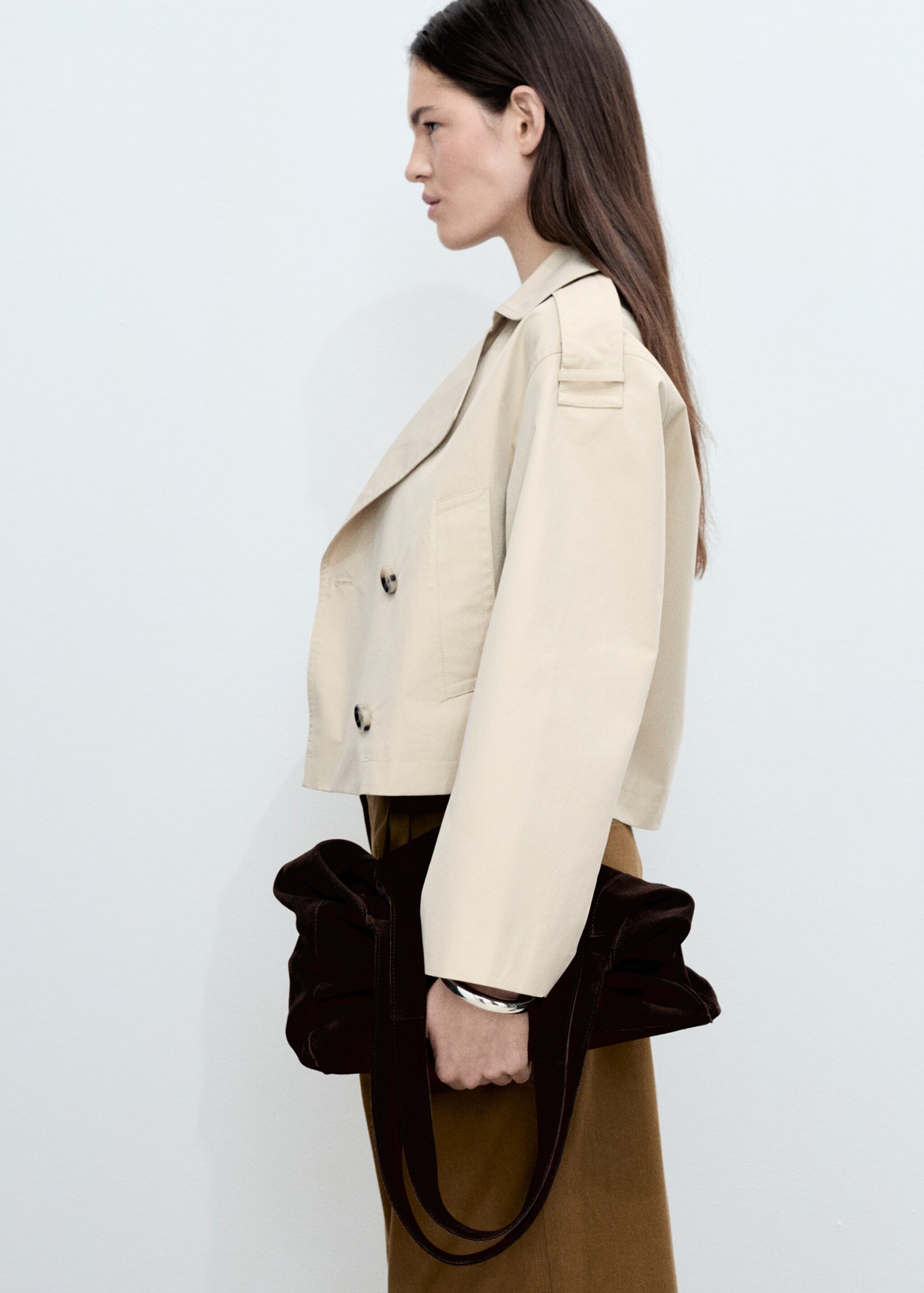 Kurzer zweireihiger Trenchcoat - Detail des Artikels 6