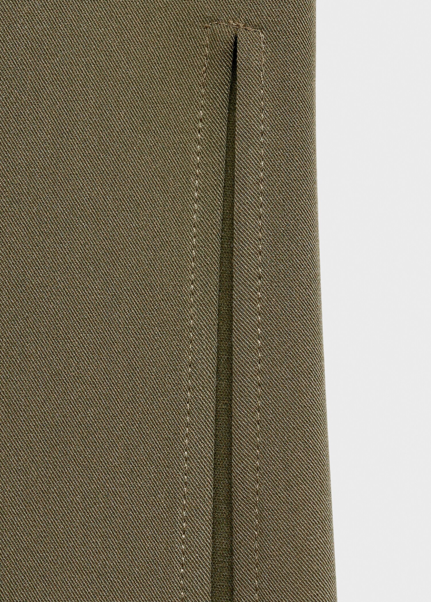 Fitted off-the-shoulder top - Details of the article 0