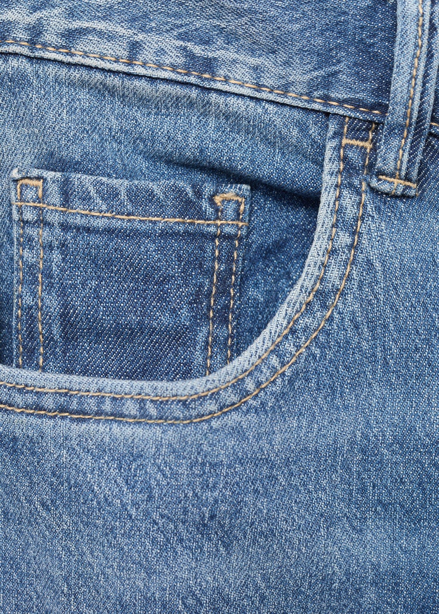 High-rise wideleg jeans - Details of the article 0