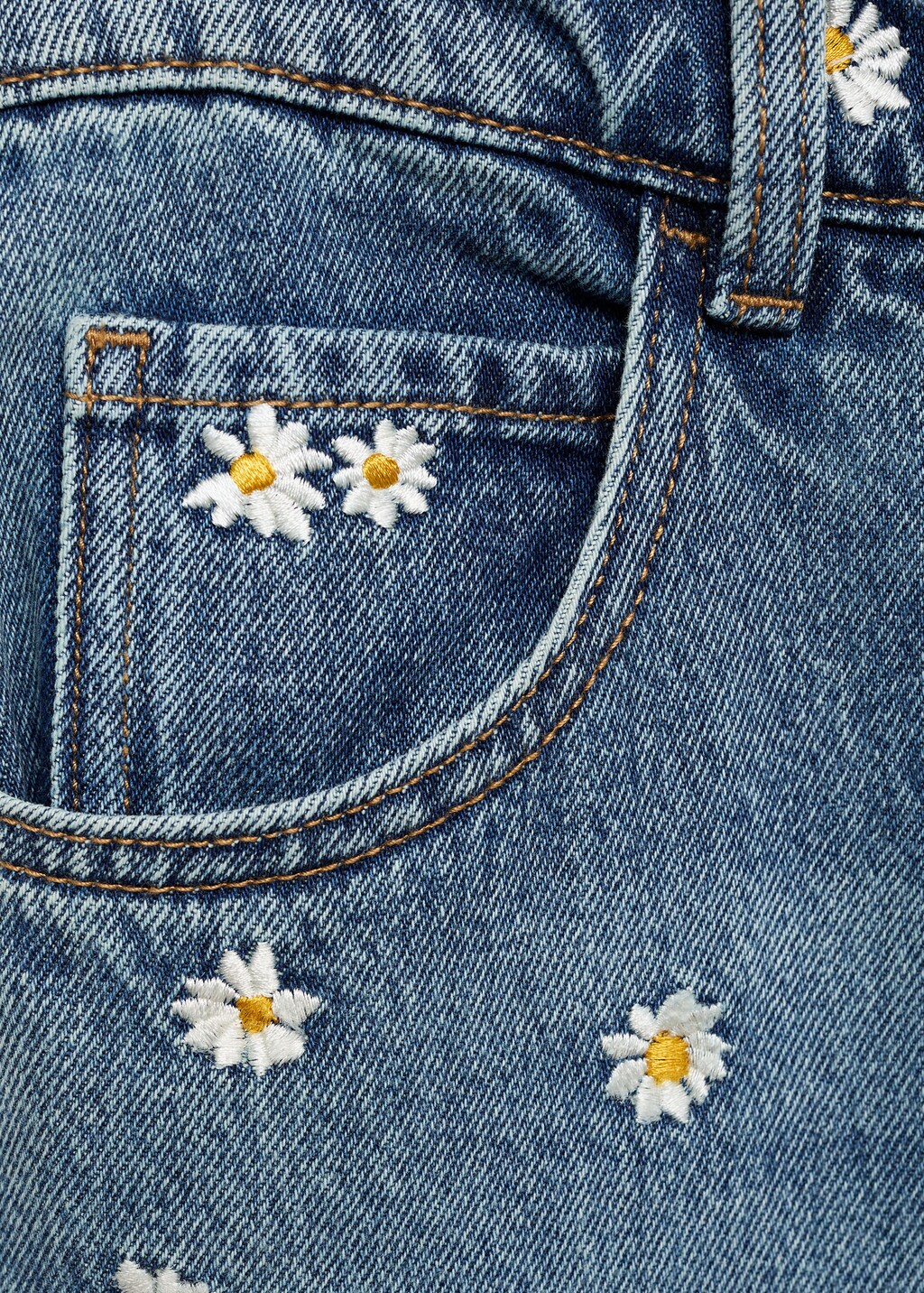 Flower-embroidered wide leg jeans - Women | MANGO Japan