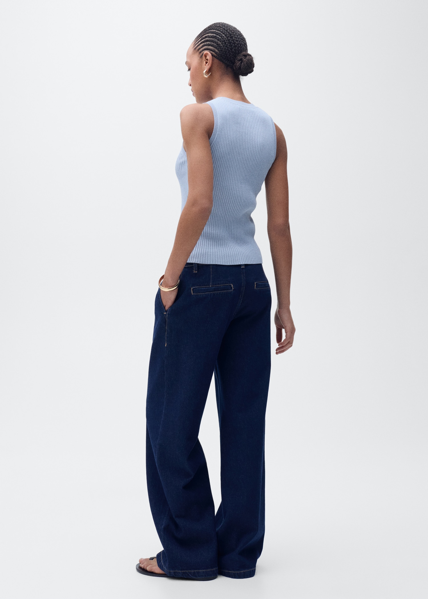 Ribbed knit top - Reverse of the article