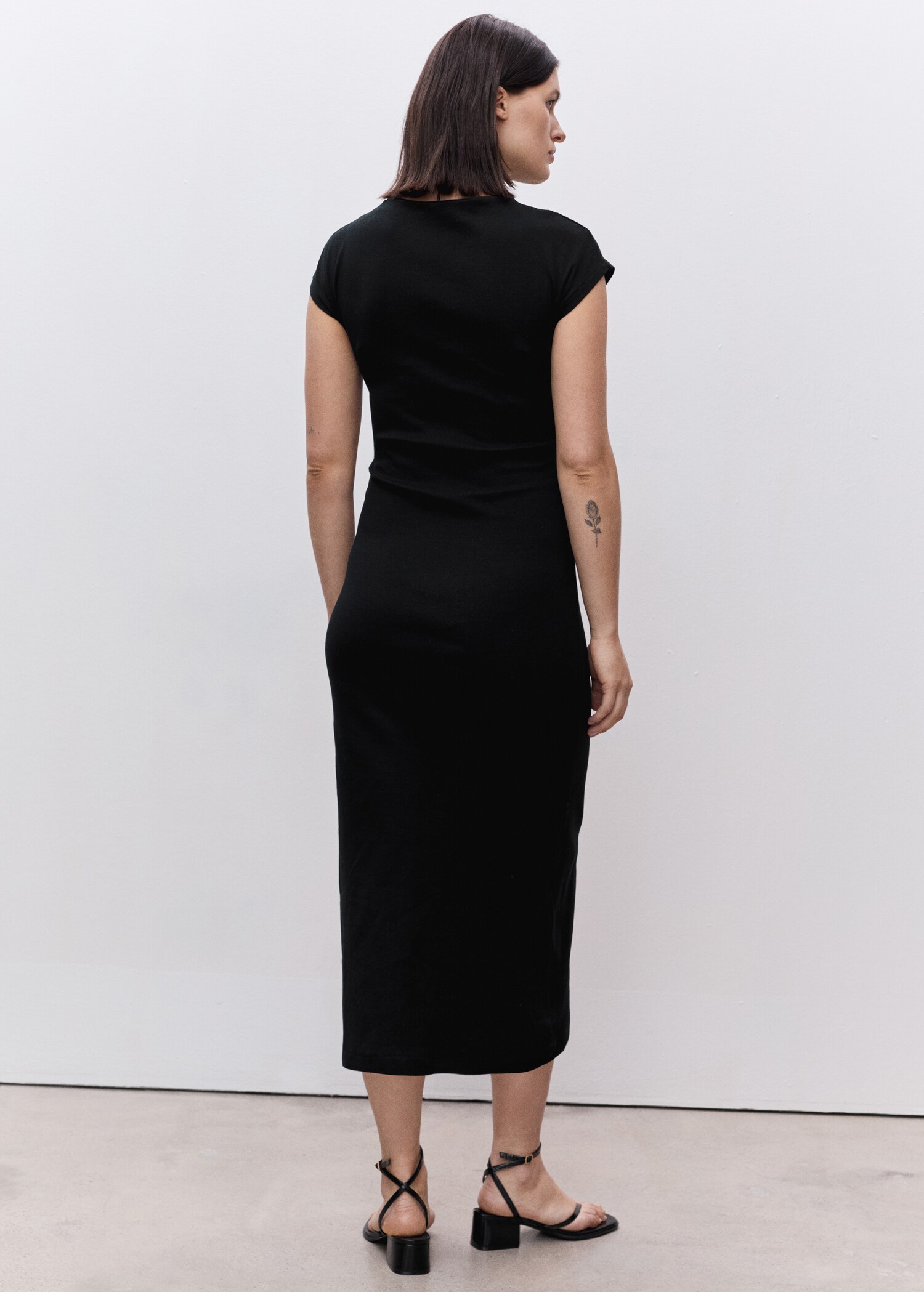 Cotton dress with gathered sides - Reverse of the article
