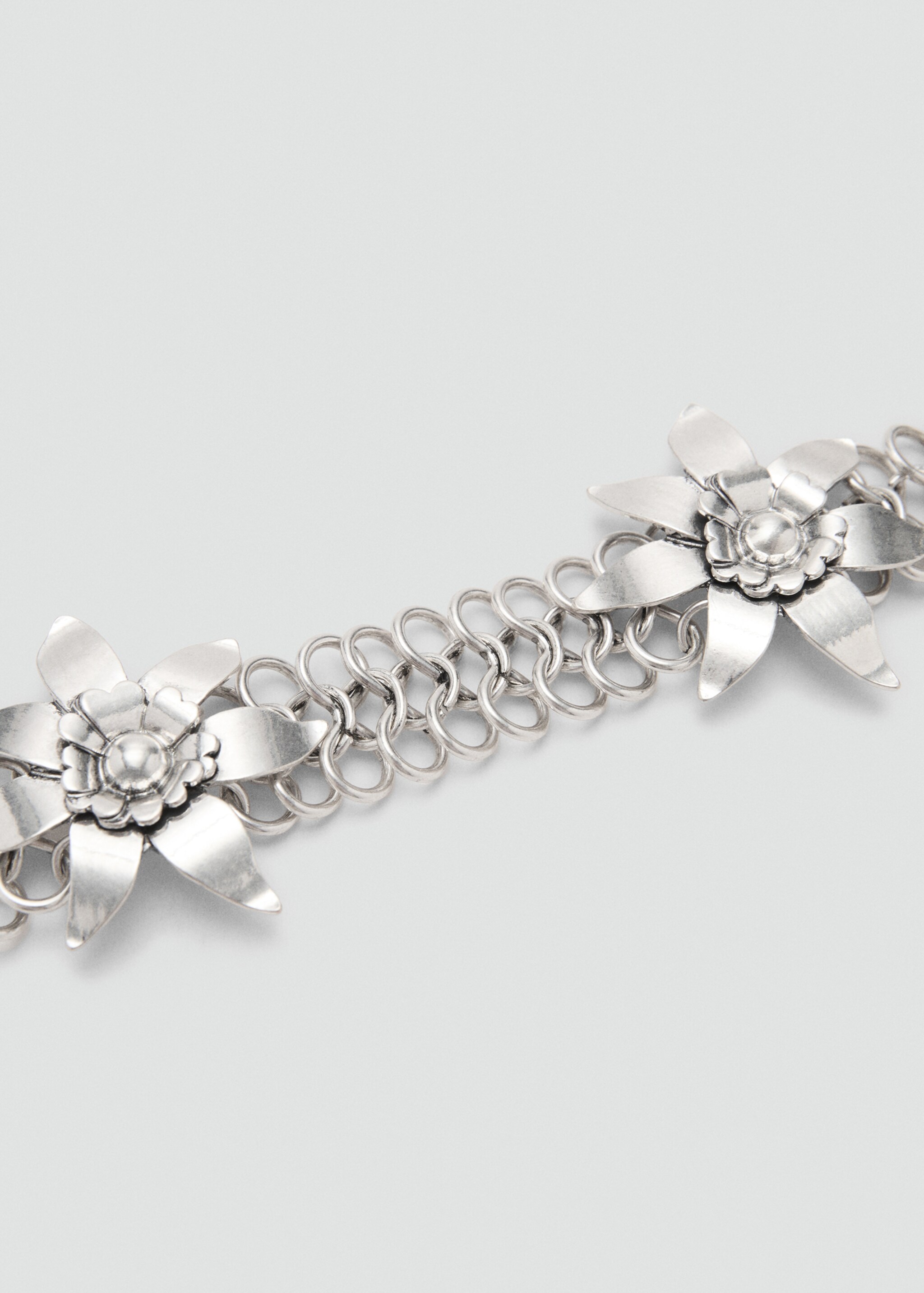 Metallic flower chain belt - Details of the article 2