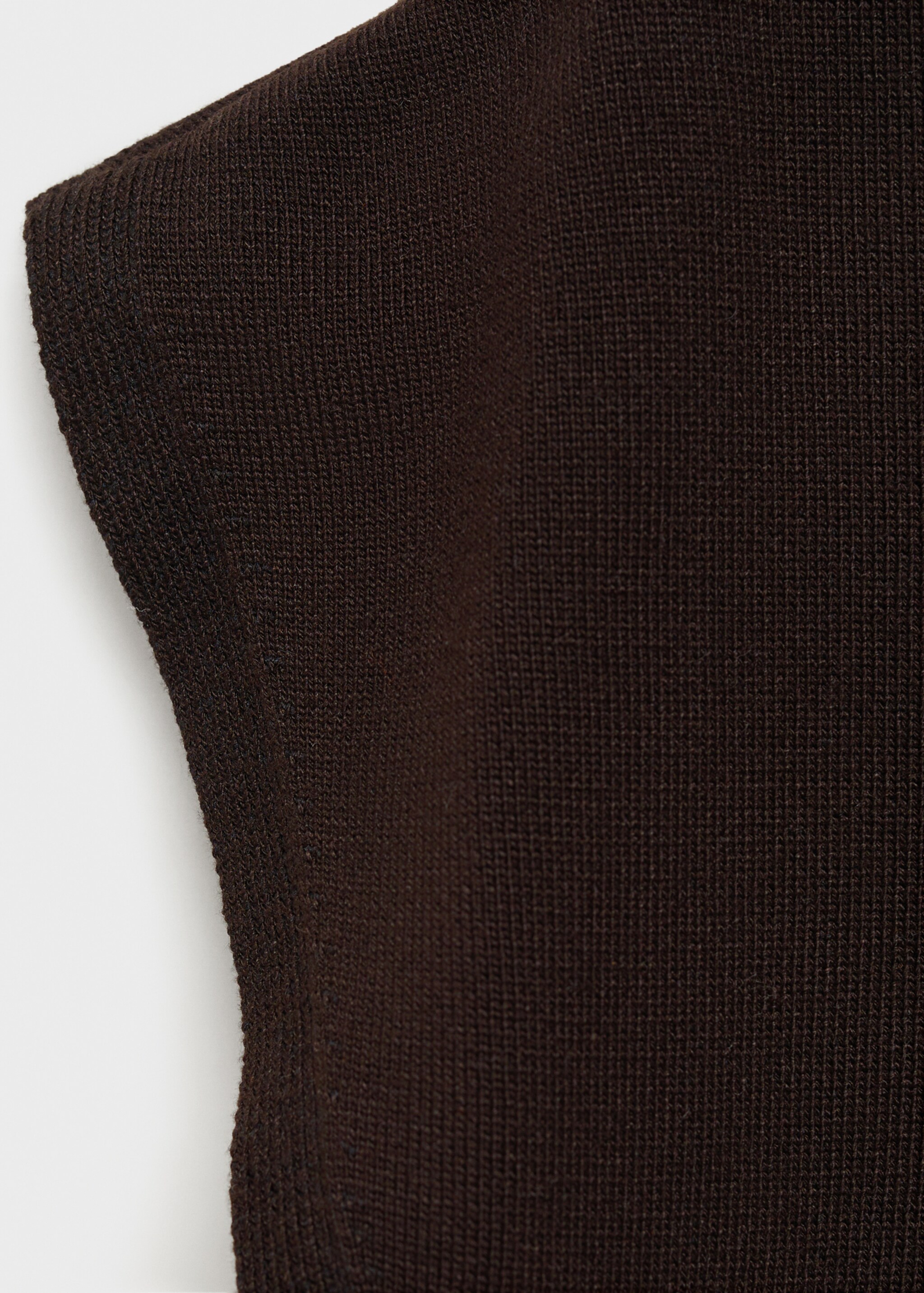 Sleeveless fine-knit sweater - Details of the article 0