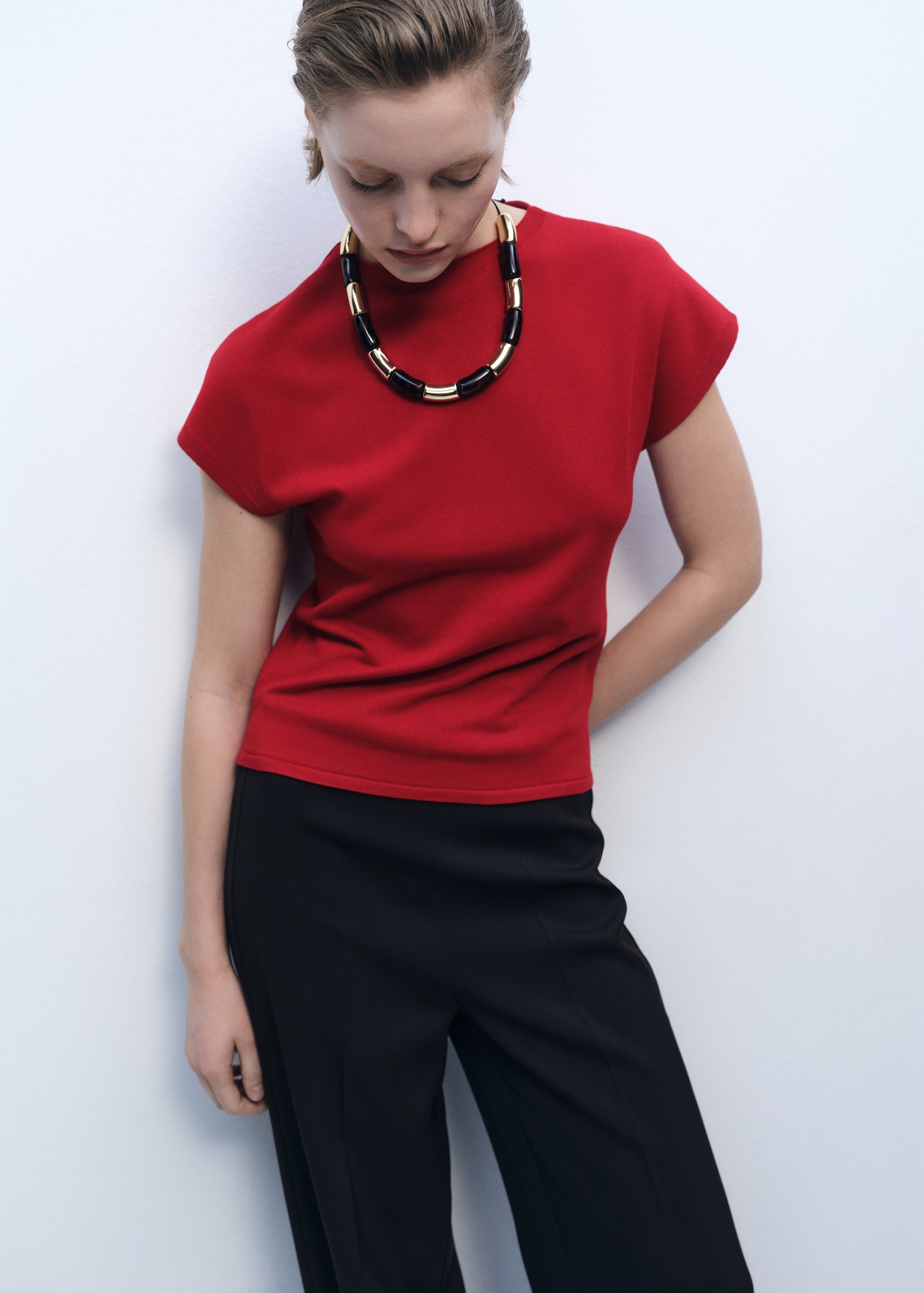 Pull en maille fine sans manches - Plan moyen