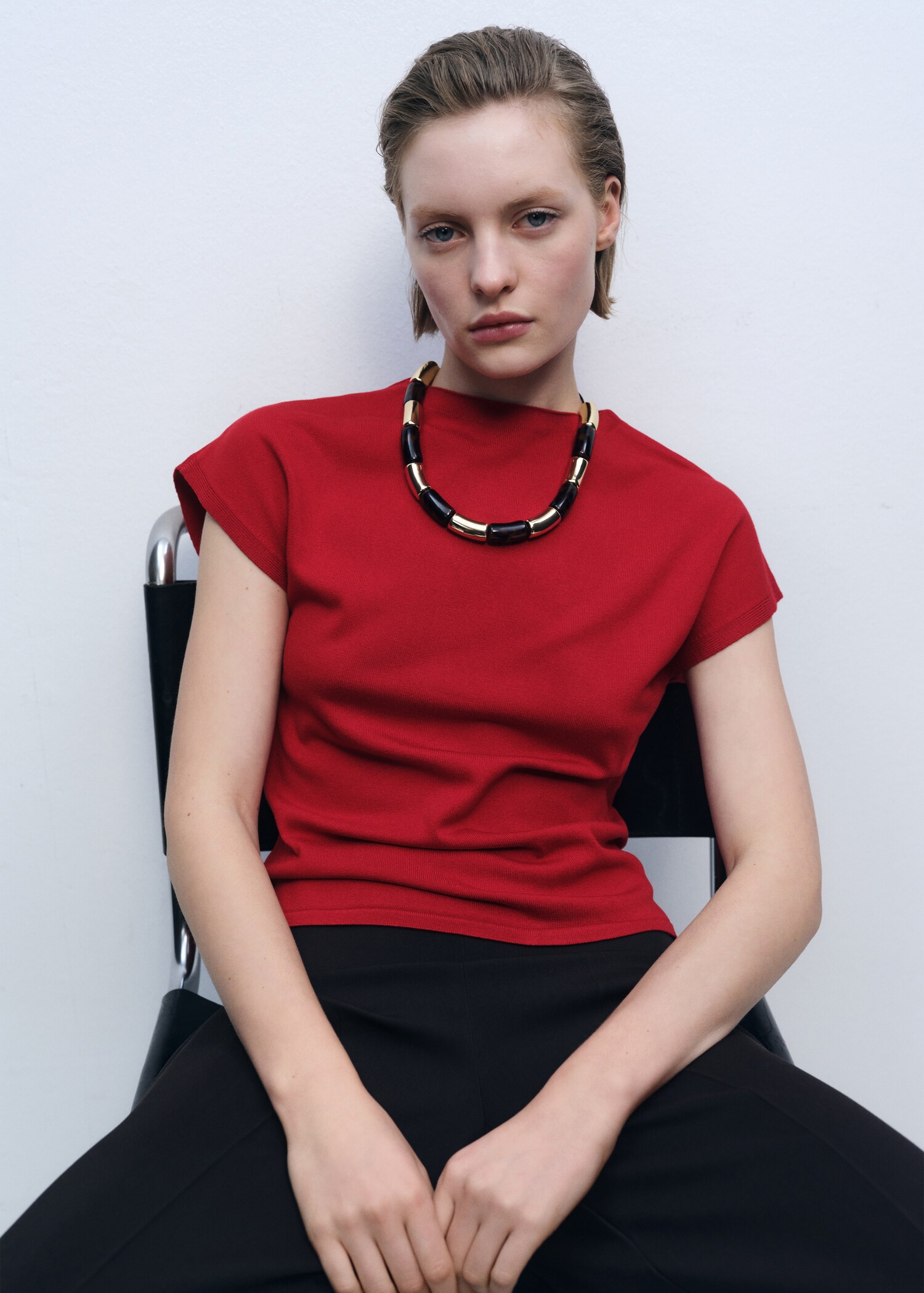 Pull en maille fine sans manches - Détail de l'article 2