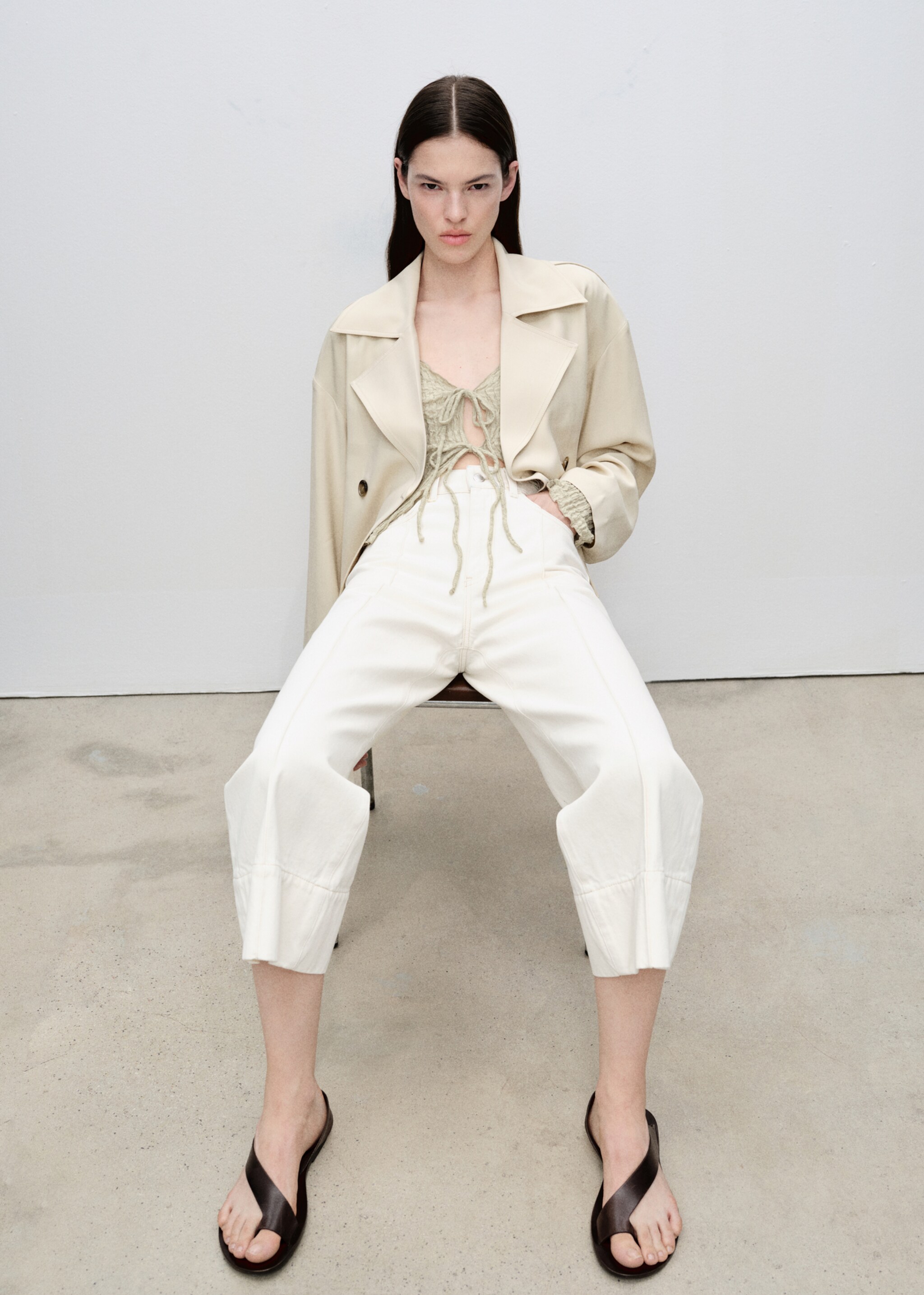 Wideleg cropped jeans with seam detail - Details of the article 2
