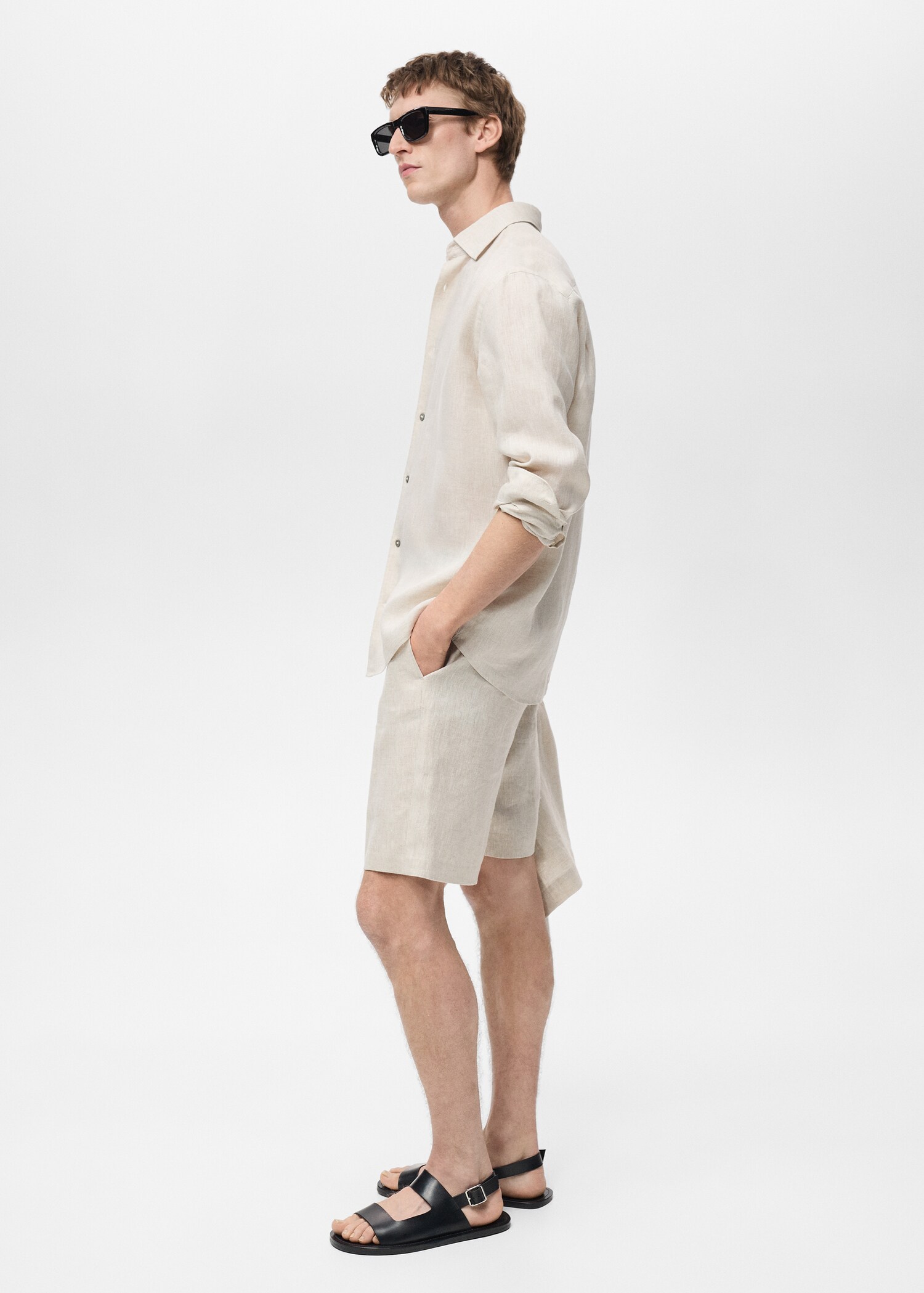 Slim-fit 100% linen bermuda shorts - Details of the article 6
