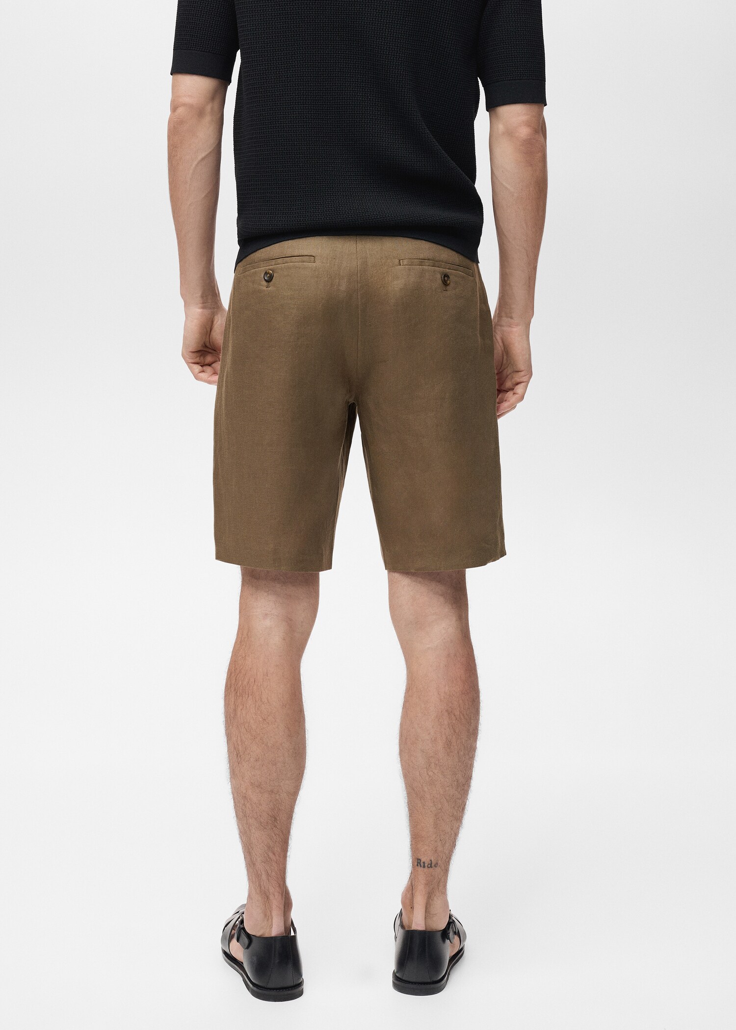 Slim-fit 100% linen bermuda shorts - Reverse of the article