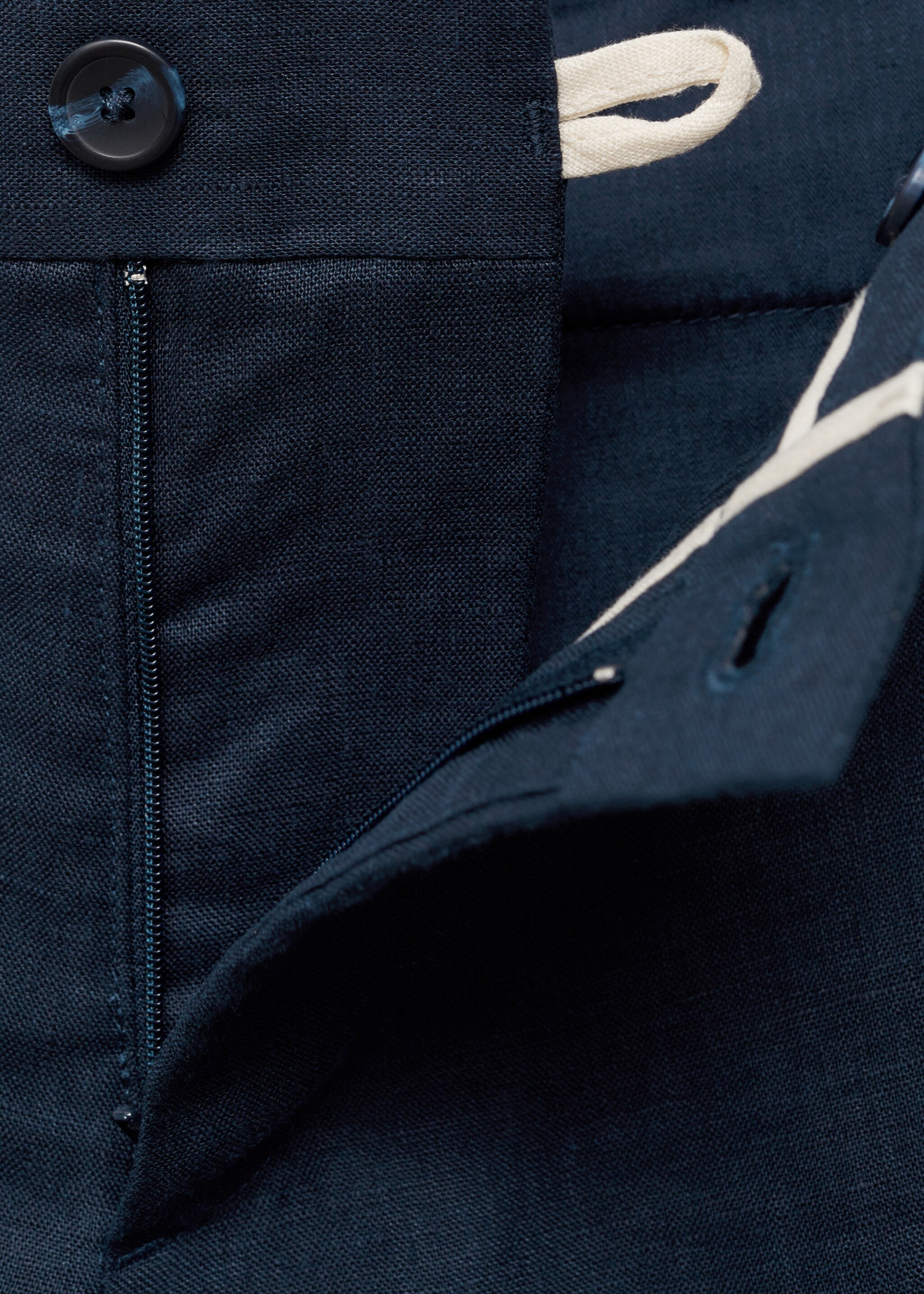 Slim-fit 100% linen bermuda shorts - Details of the article 8