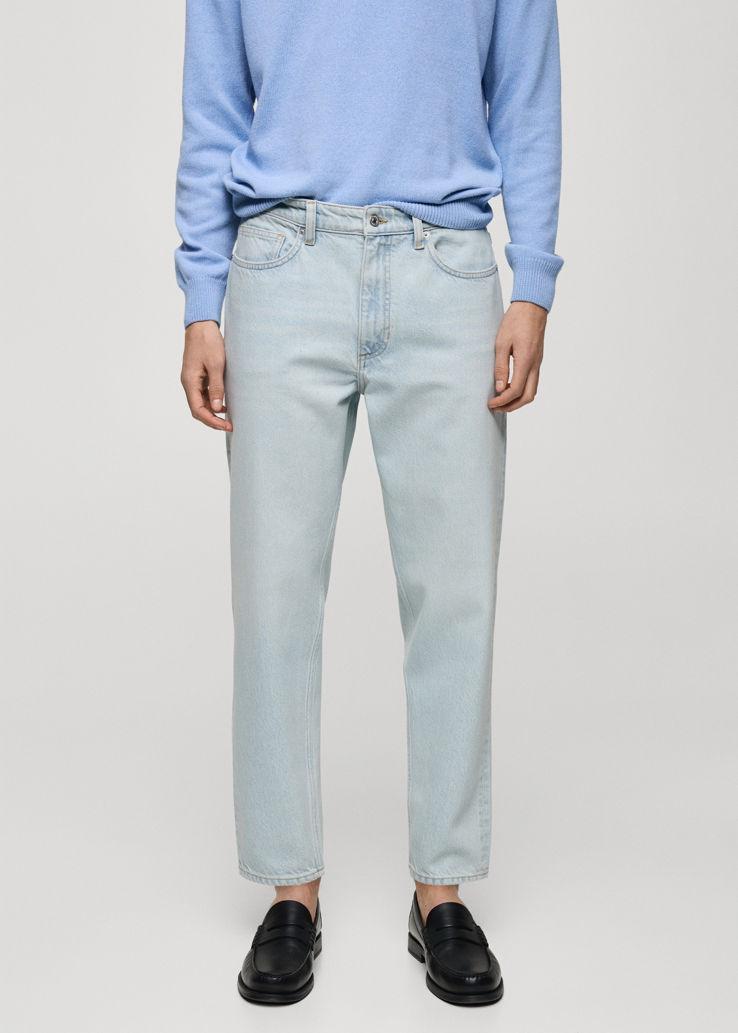 Cropped carrot-fit jeans Men MANGO Niger - Main Image