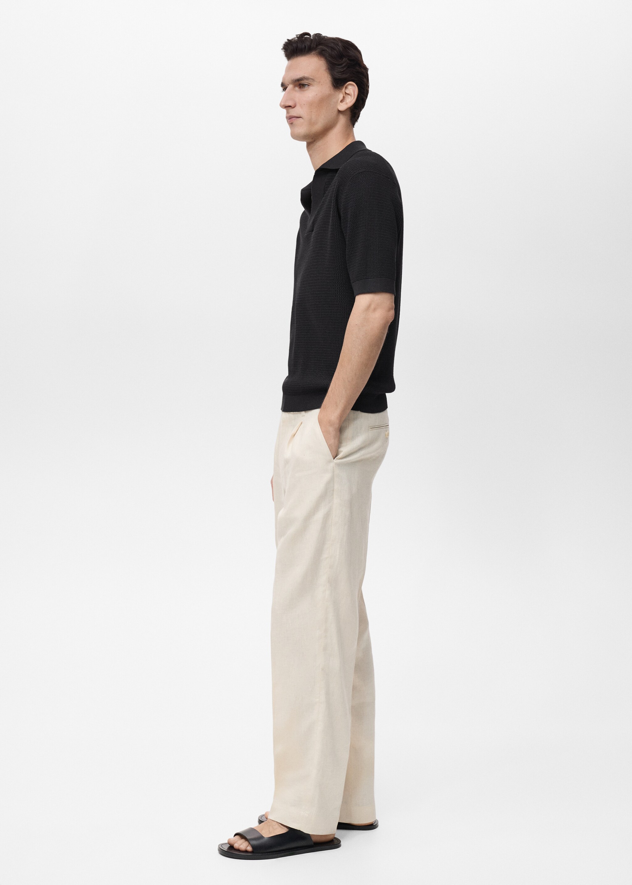 Structured fine-knit polo shirt - Details of the article 2