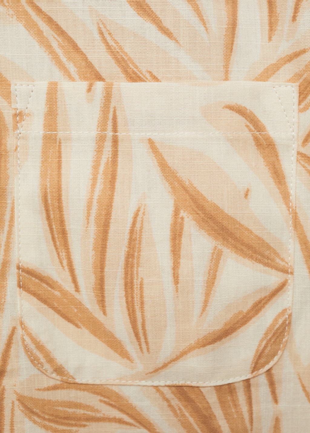 Short sleeved cotton shirt