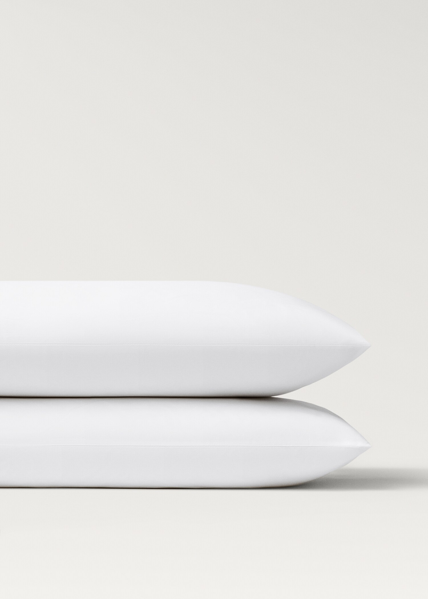 Two cotton percale pillowcases with contrasting overlock 50x75 cm - Details of the article 3