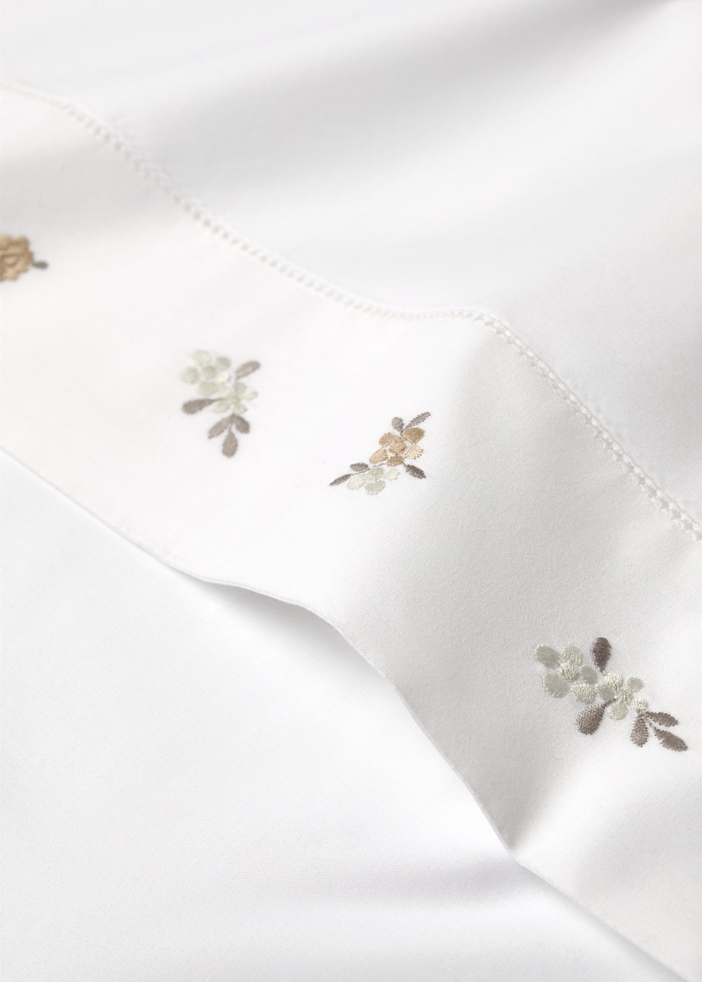 Cotton percale embroidered-flower children's top sheet for 90 cm bed