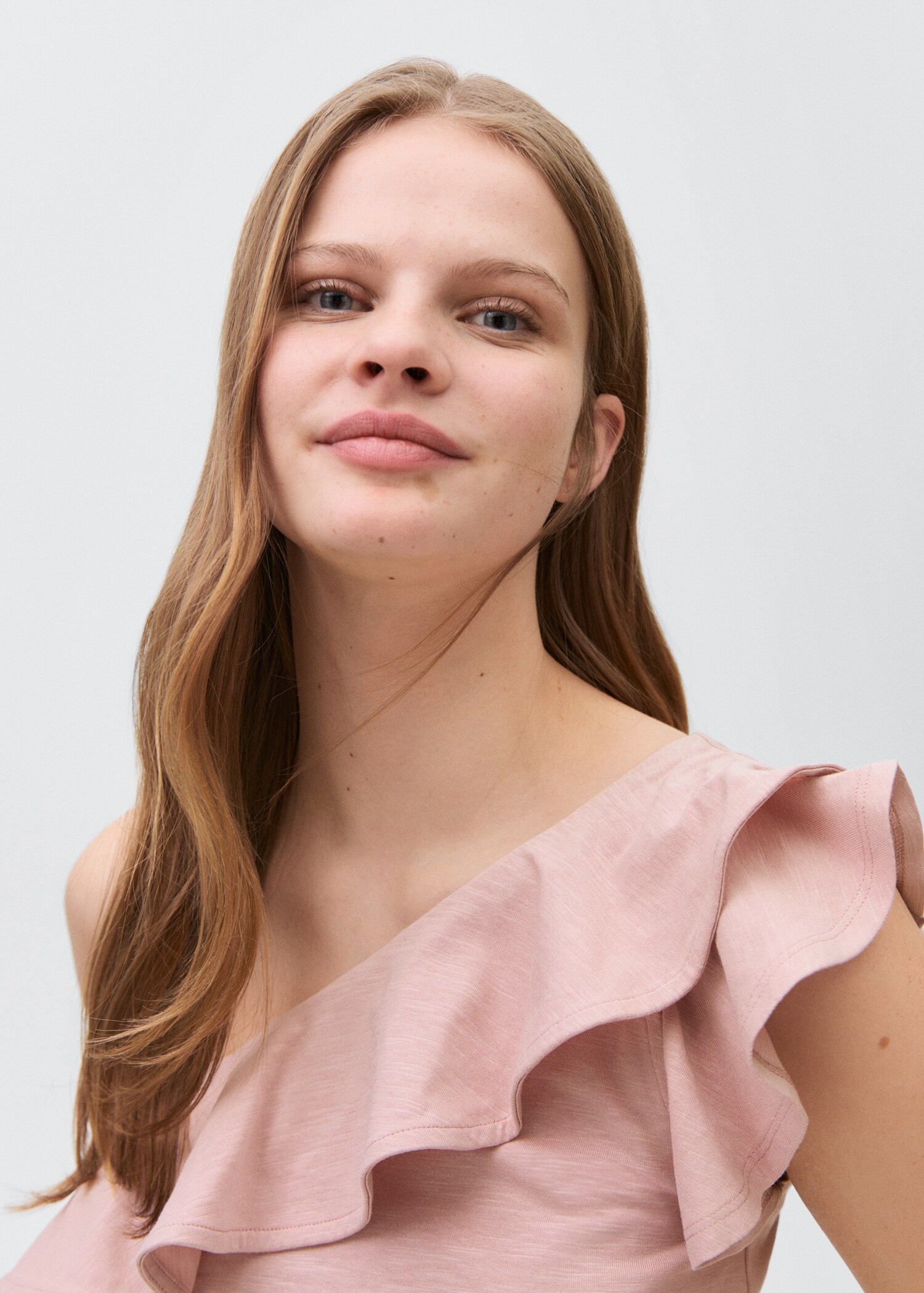 Asymmetrical ruffle top - Details of the article 1